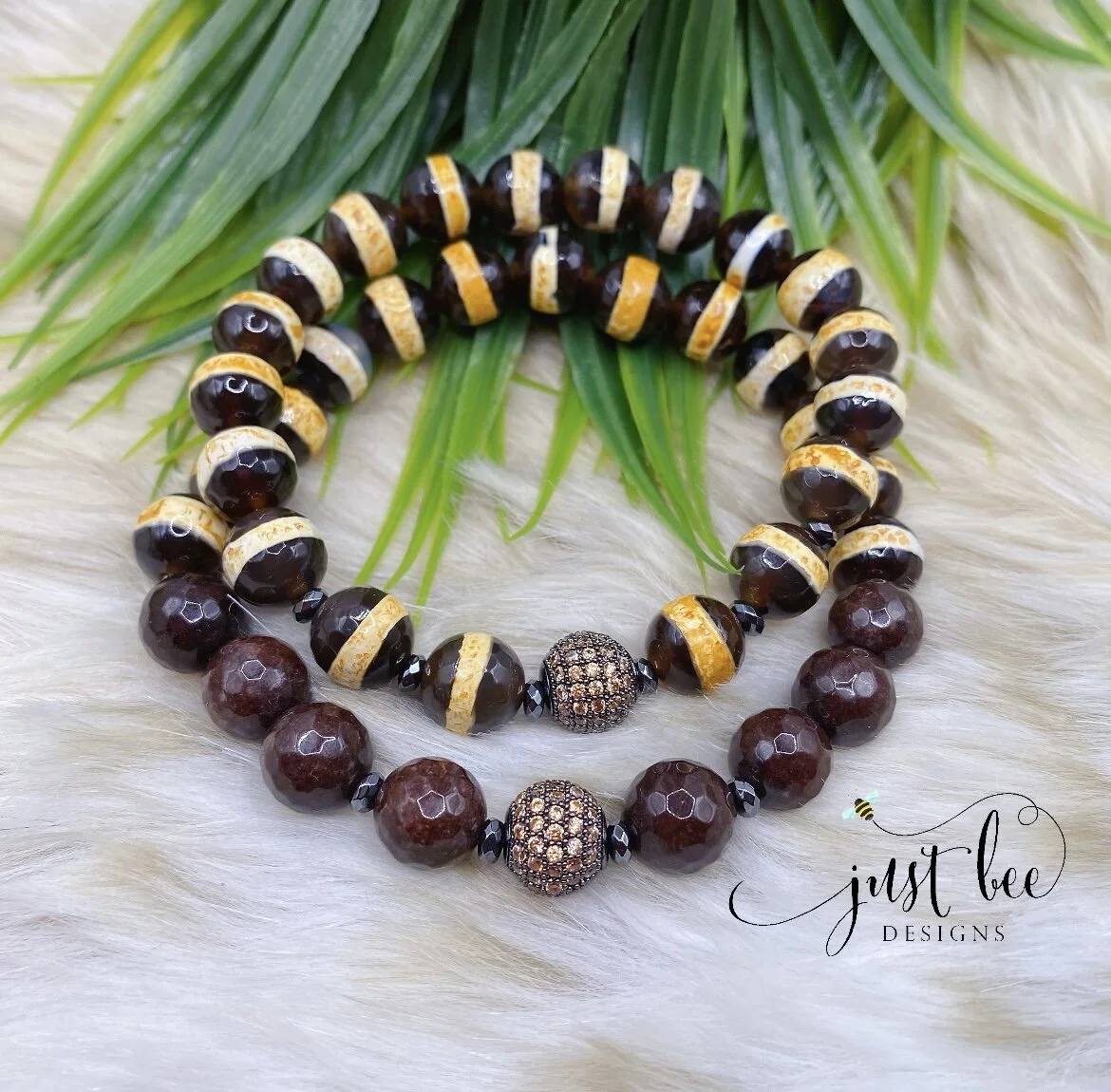 F33611C6-2F74-48A6-8CAB-24EF36E3A1D4