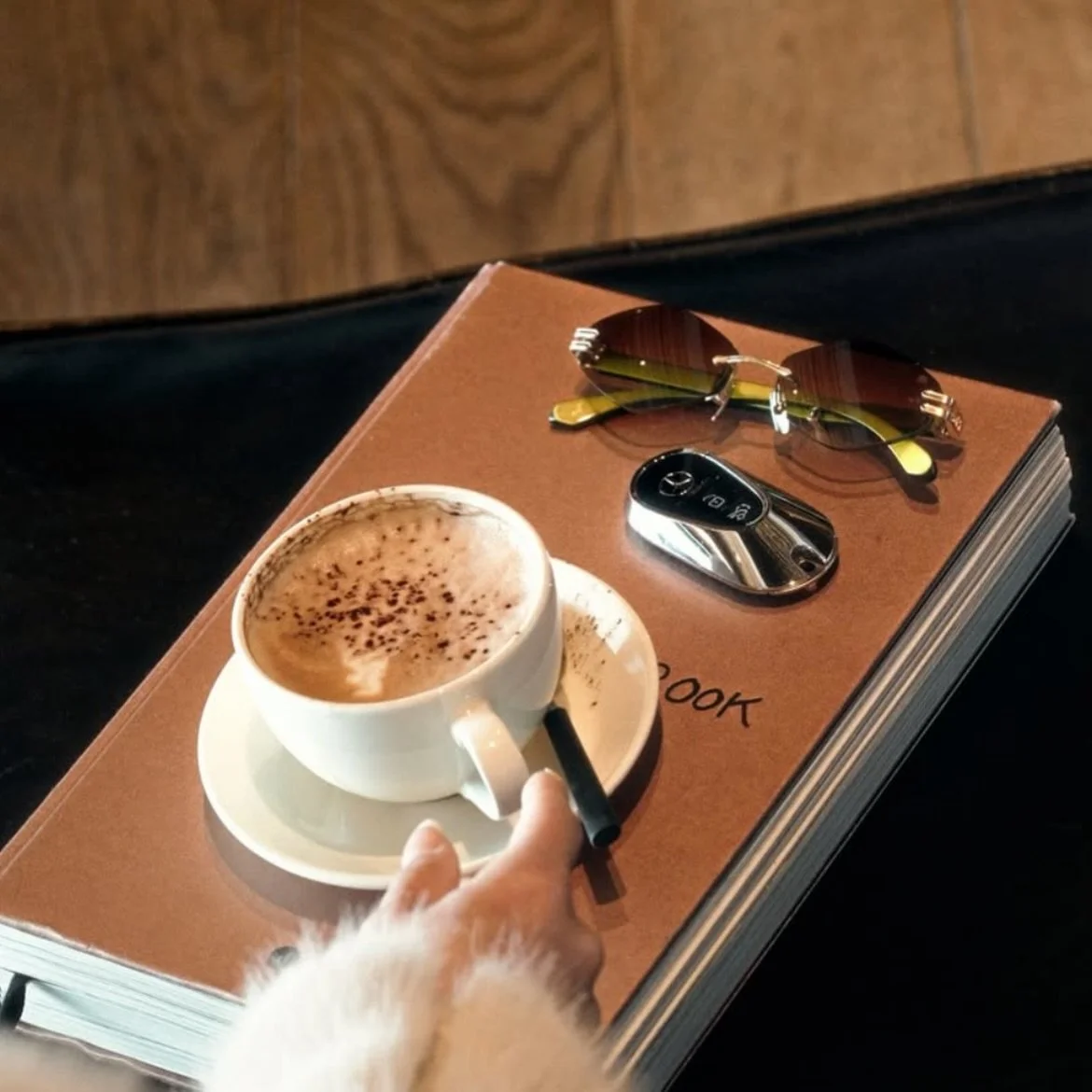 Winter in @maybacheyewear available in store @oberleopticians ! Come see our large selection 👓

#sunglassesboutique #sunglasses #designersunglasses