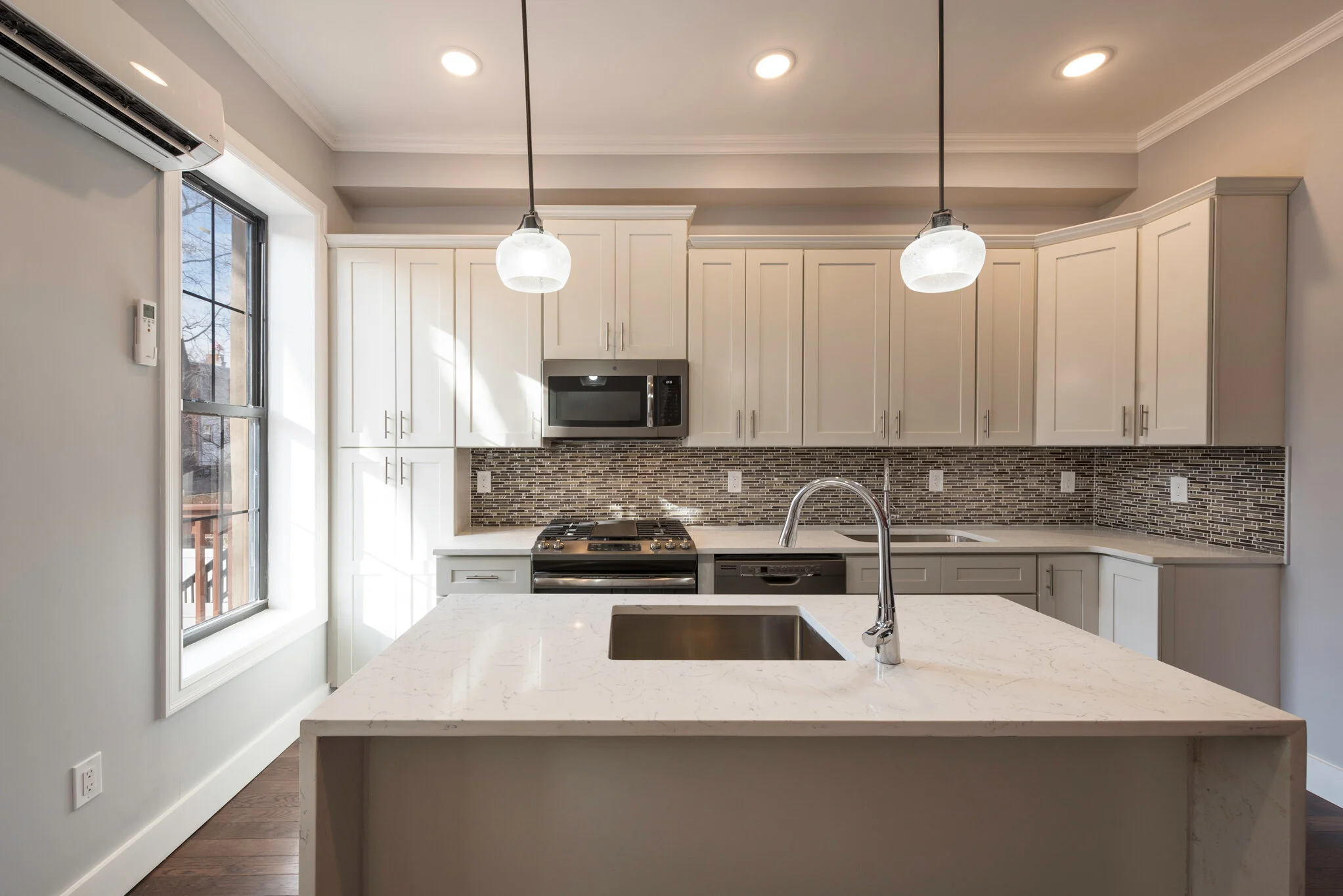 23 Belmont - 1st Fl - Kitchen 1.jpg