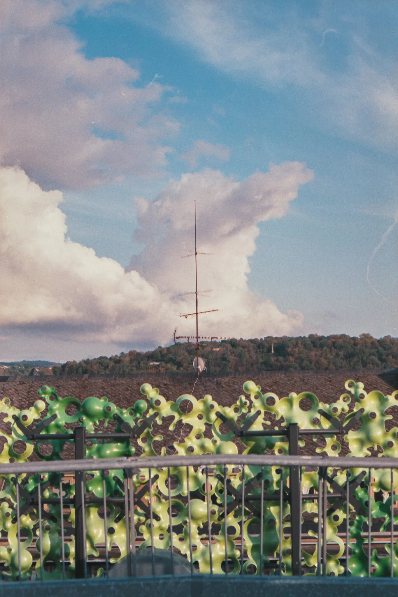 Film_721623_Strip_6 (5)-2.jpg