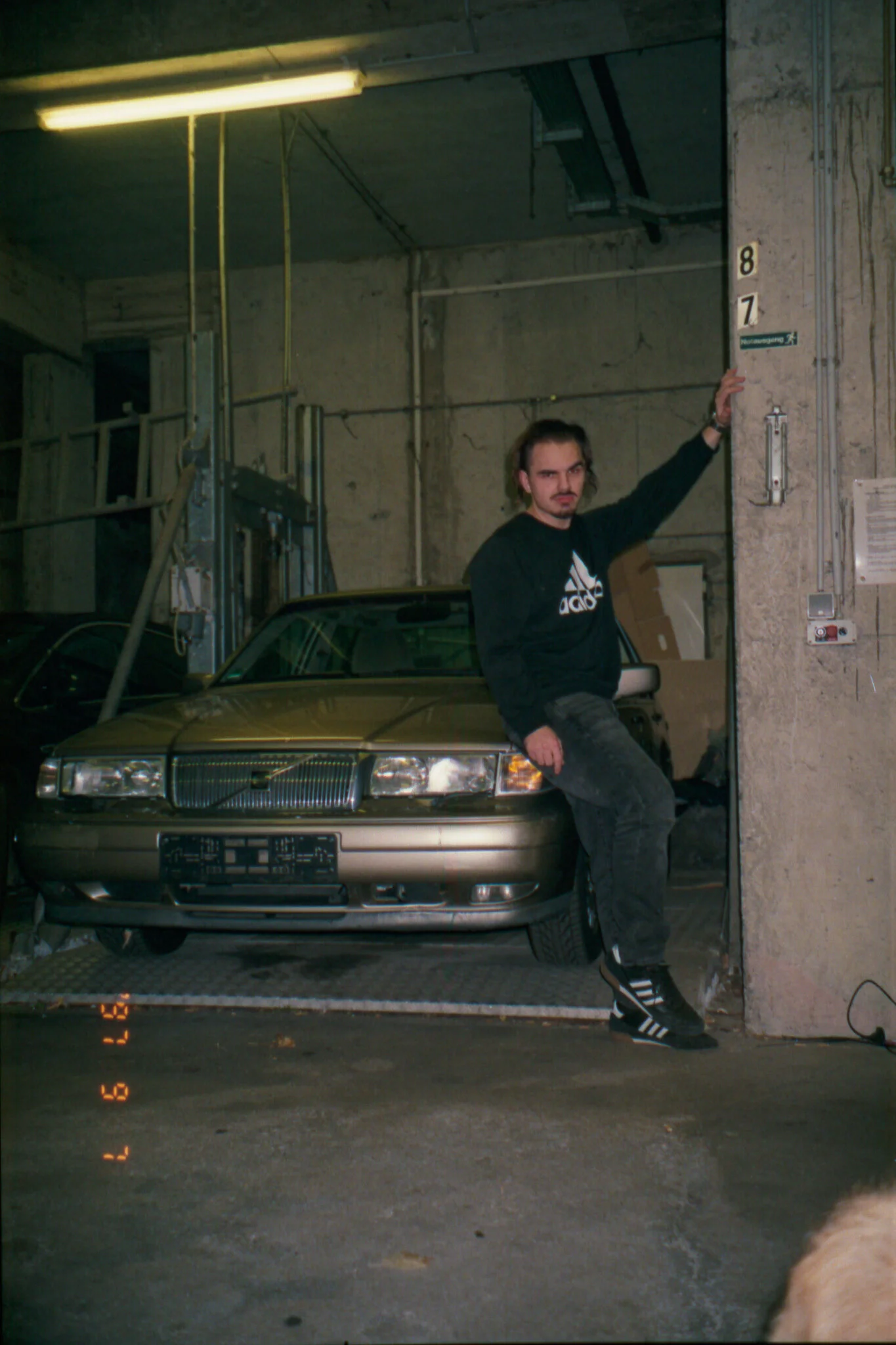 Film_736250_Strip_06_09-2.jpg
