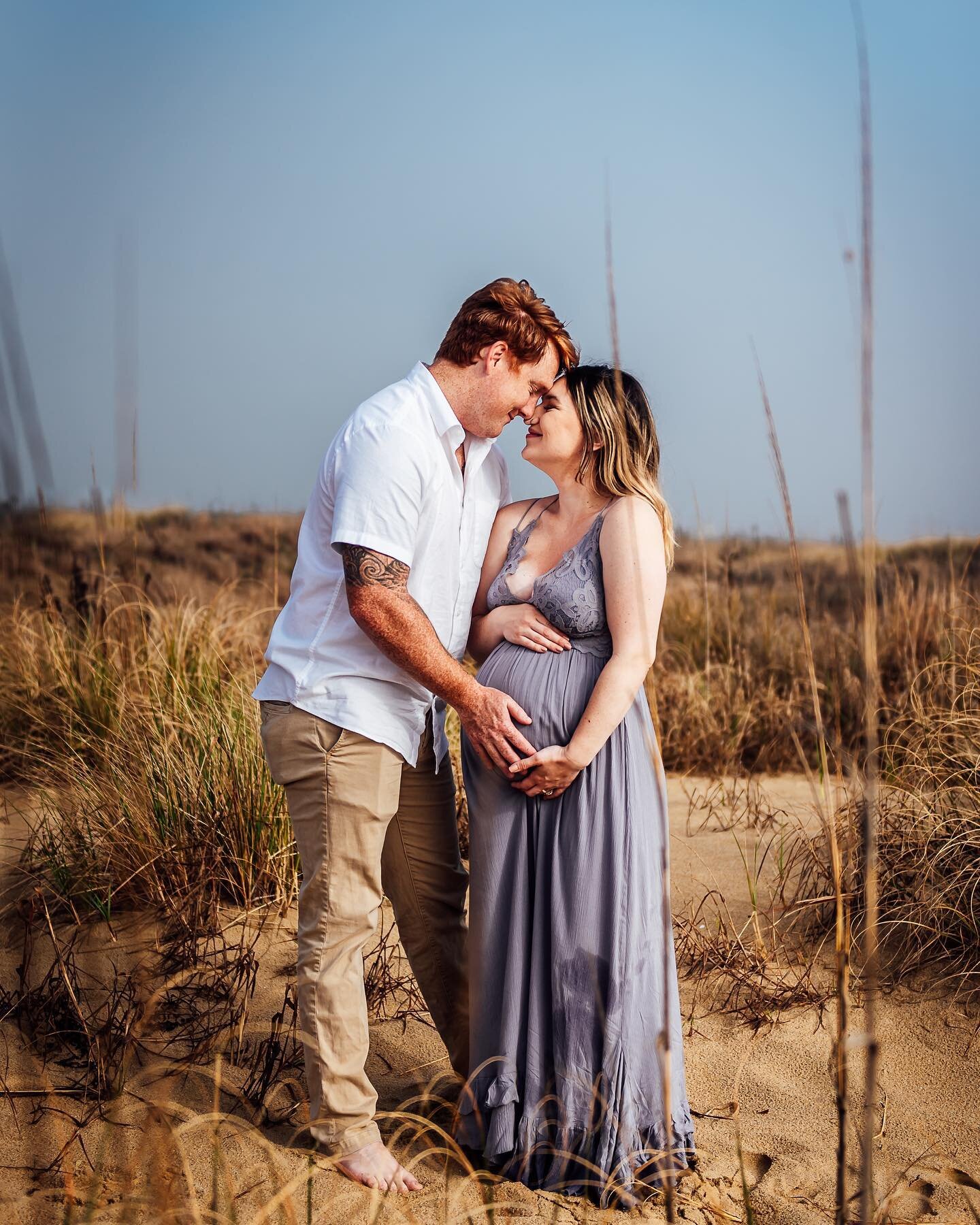 I met Jessica and Trey back in Hawai&rsquo;i when it was just them and their two adorable pups! We explored a botanical garden and the beautiful turquoise waters of Hawaii. 
AND! I even got to photograph her maternity photos of Colton before they lef