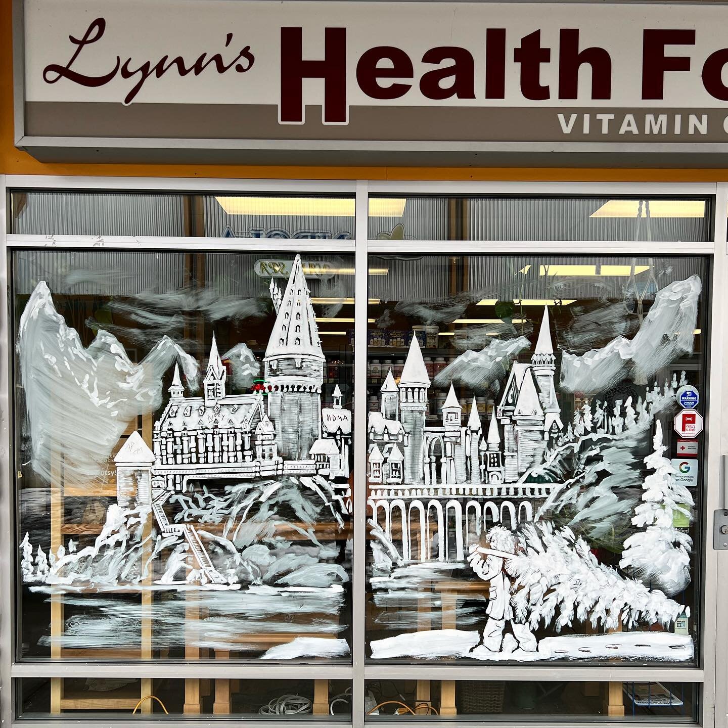 Have you been by to see our Hogwarts Window??? Once again local artist @krisfriesen did a fantastic job!