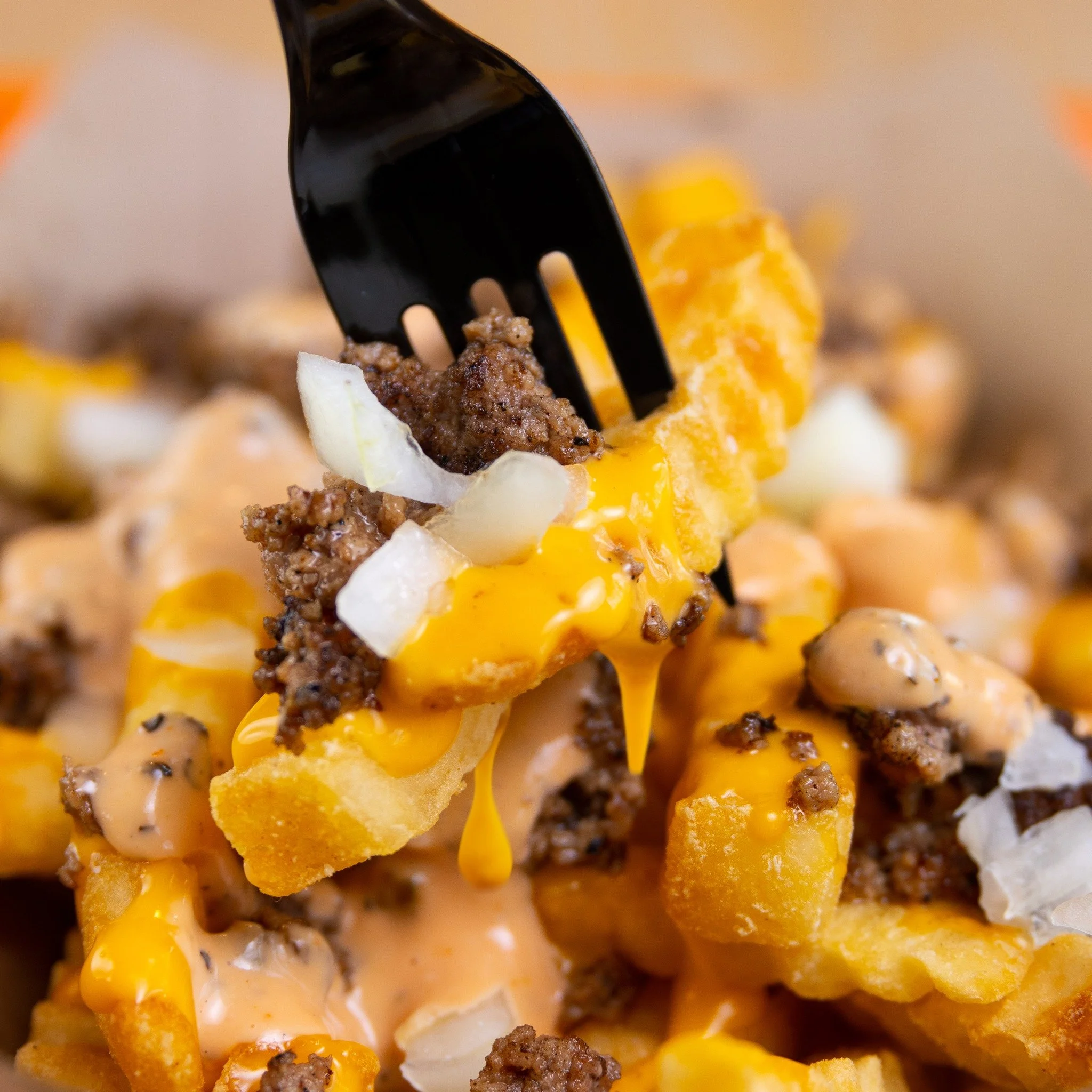 If your looking for a upgrade on your cheese fries don't pass on our Chopped Cheese Fries 🤯 covered in American cheese, onions, super sauce and tasty Angus Beef 🤤
 #loadedfries #smashburger #crinklecutfries #cheesefries #Lakeland #lakelandfl #lake