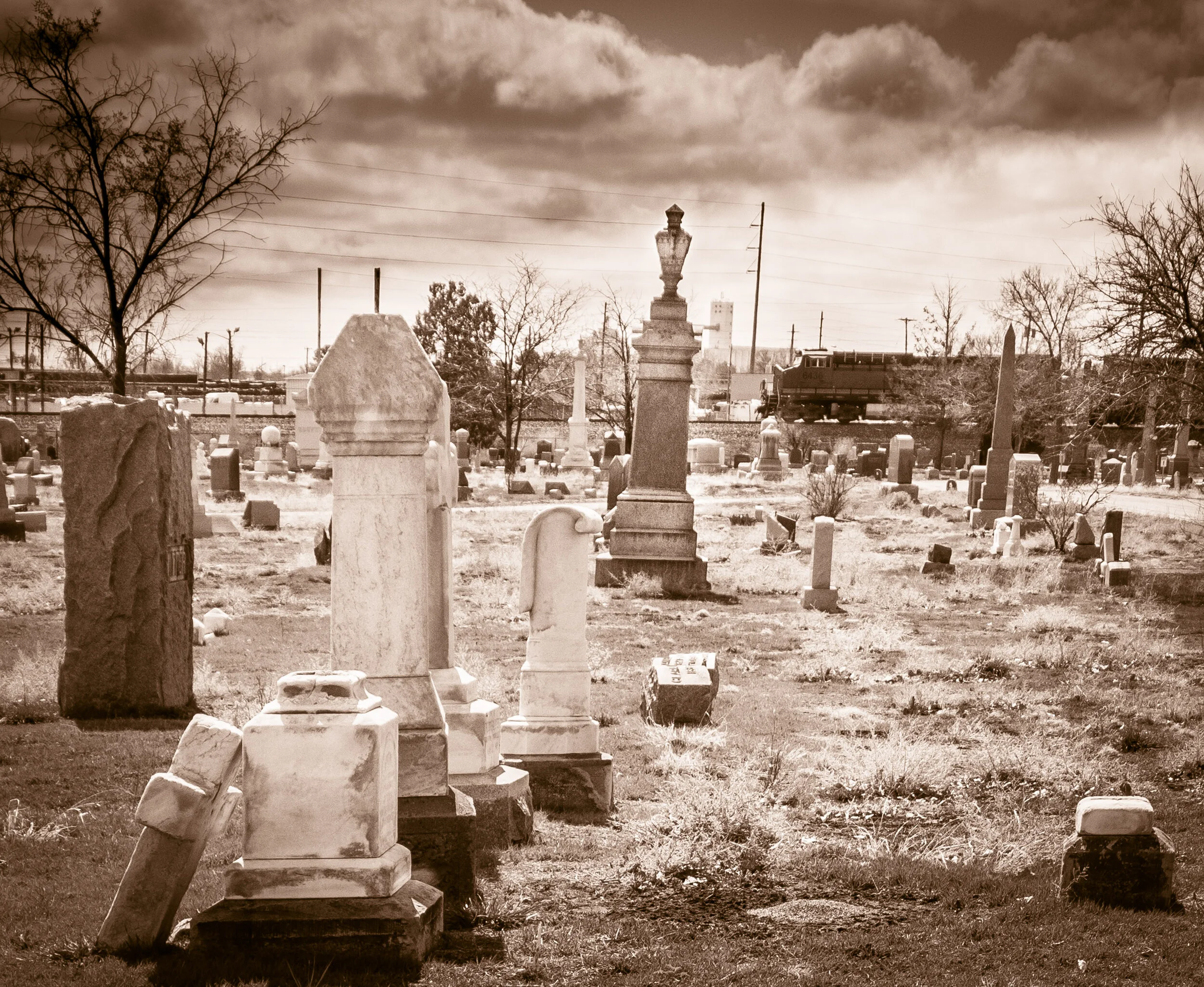 Riverside Cemetary3.jpg