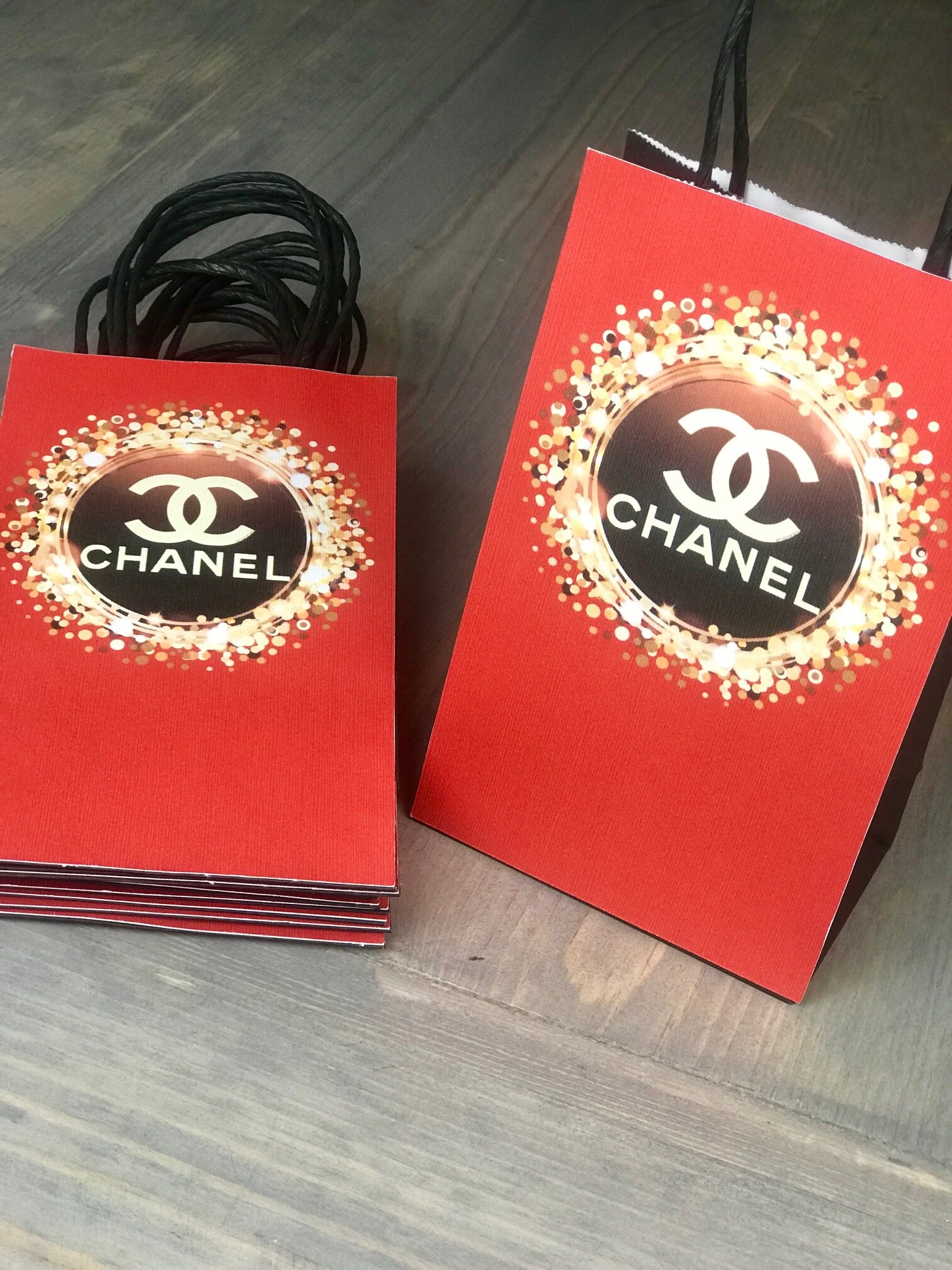 Chanel Gift Bags Comes in sets of 8 Red — Luxury Party Items