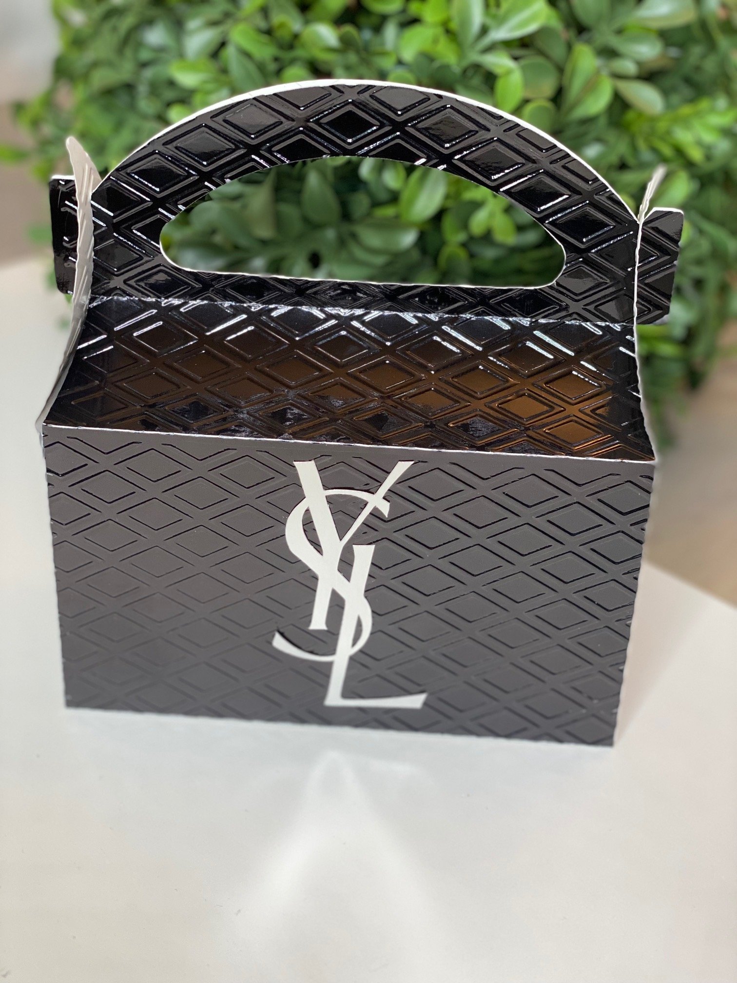 YSl , SAINT LAURENT LUNCH BOX TOTE FAVORS — Luxury Party Items