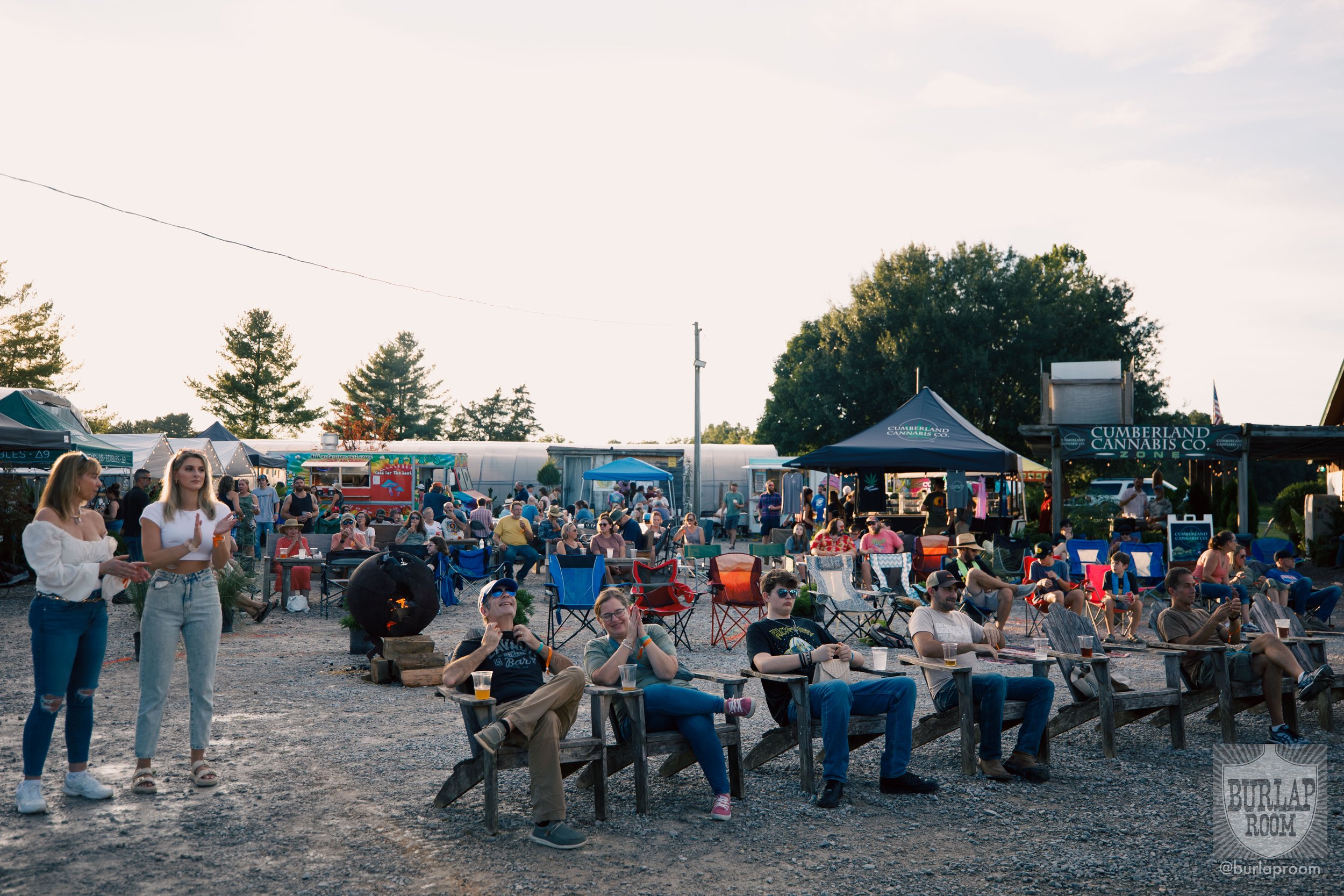 Live music and an Apple Festival!? Count us in!! Join us from 11am