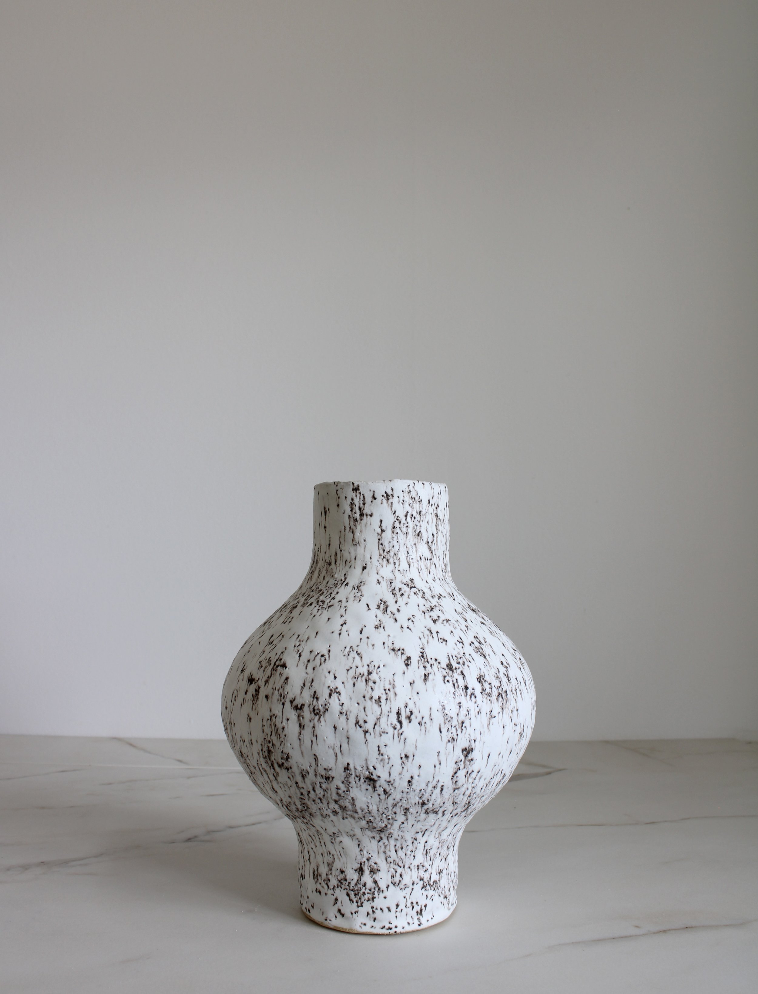 Speckled White Single Curve Vase