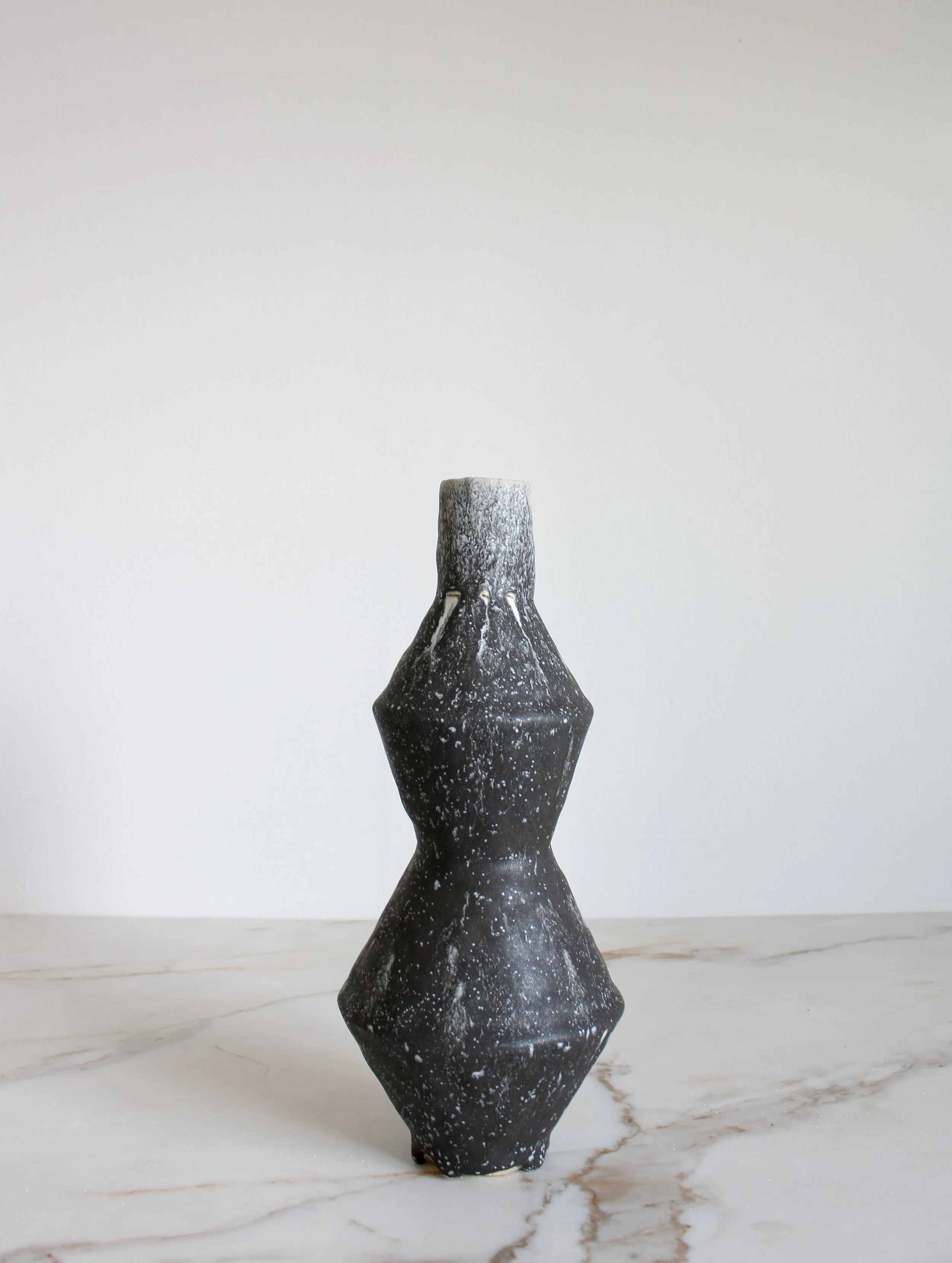 Speckled Black Hourglass Bottle 2
