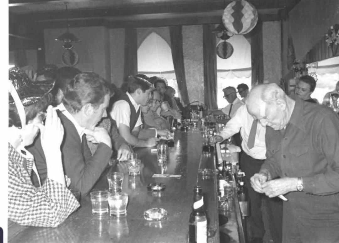 Bar photo 1