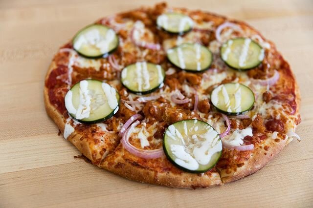 You ever think about pickles and hot honey on pizza and find yourself picking up your phone and calling Canyon Pizza Co or heading to our website to order online? And then also getting a free order of Bread Twists because you ordered your Nashville H