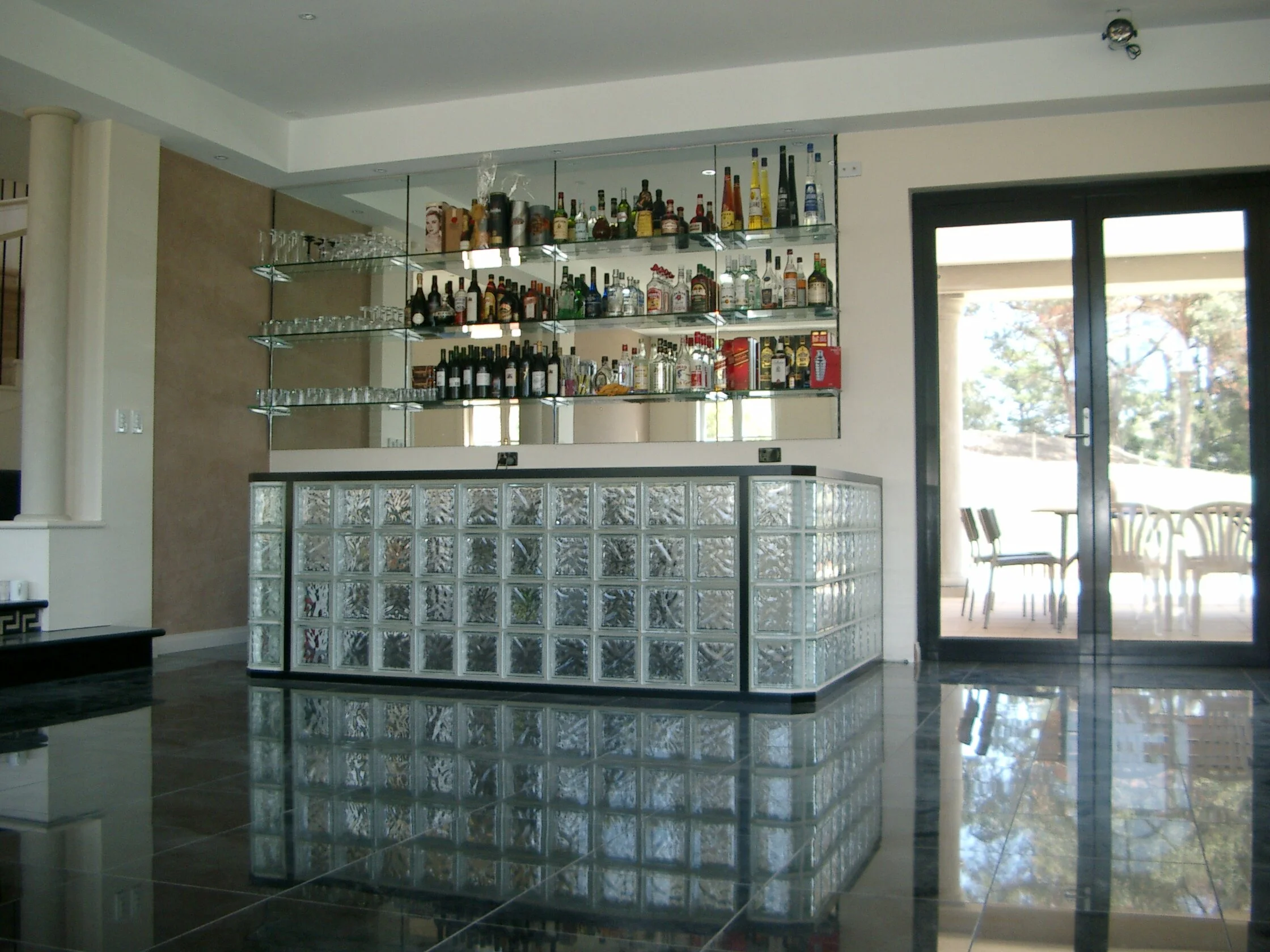 Installing glass bricks glass blocks, glass blocks Melbourne glass