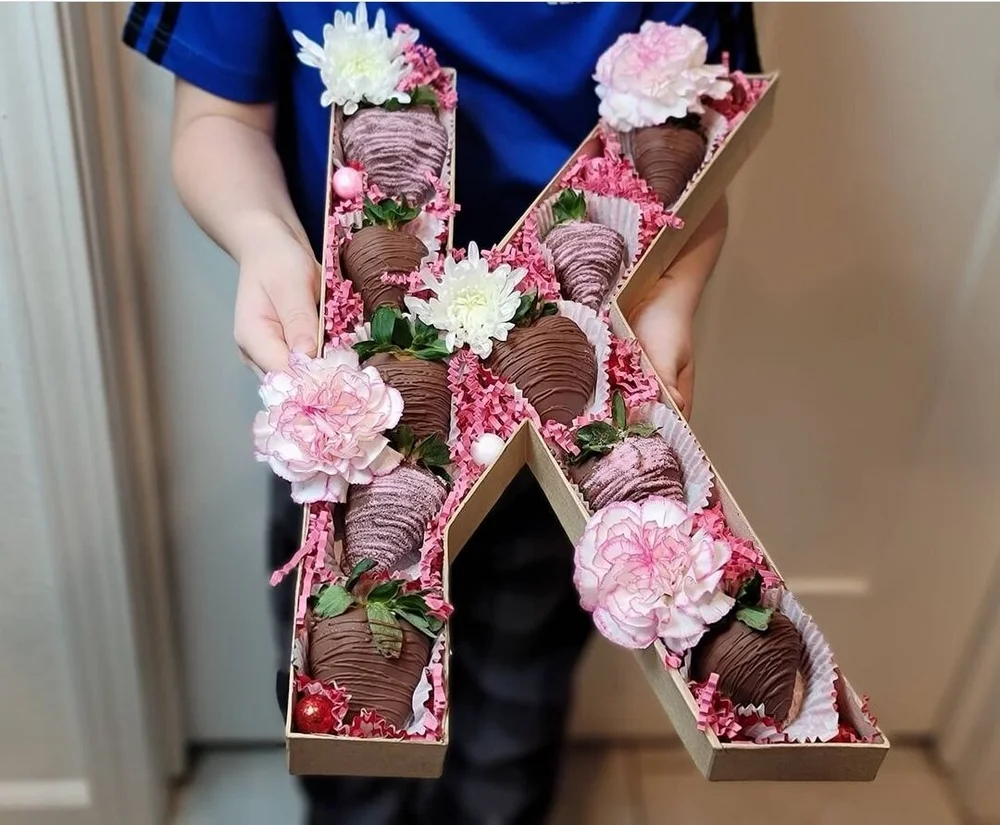 Chocolate Dipped Strawberries In A Letter Box Natalies Delights