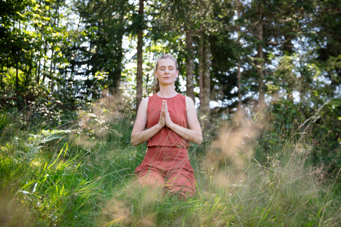 2025_08_Yoga_Wind_Schmidl-02234.png