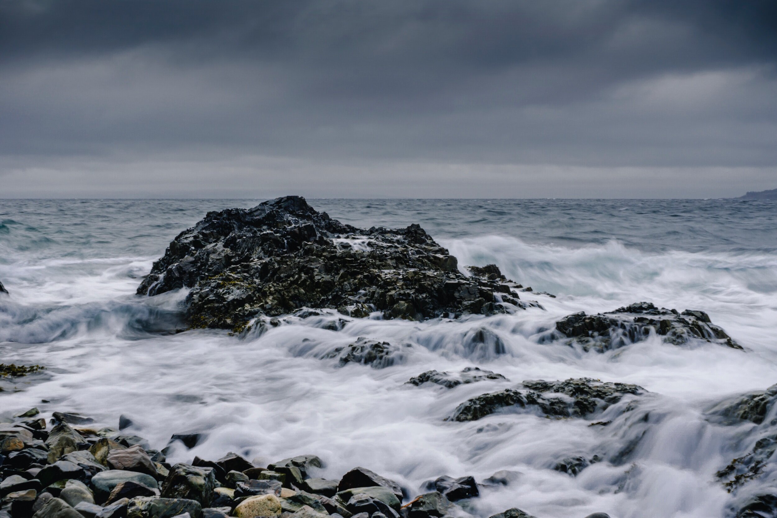 wavesontherocks.jpeg