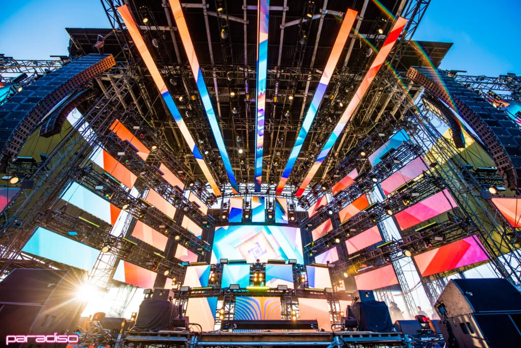 PARADISO 2019_1 copy.jpg