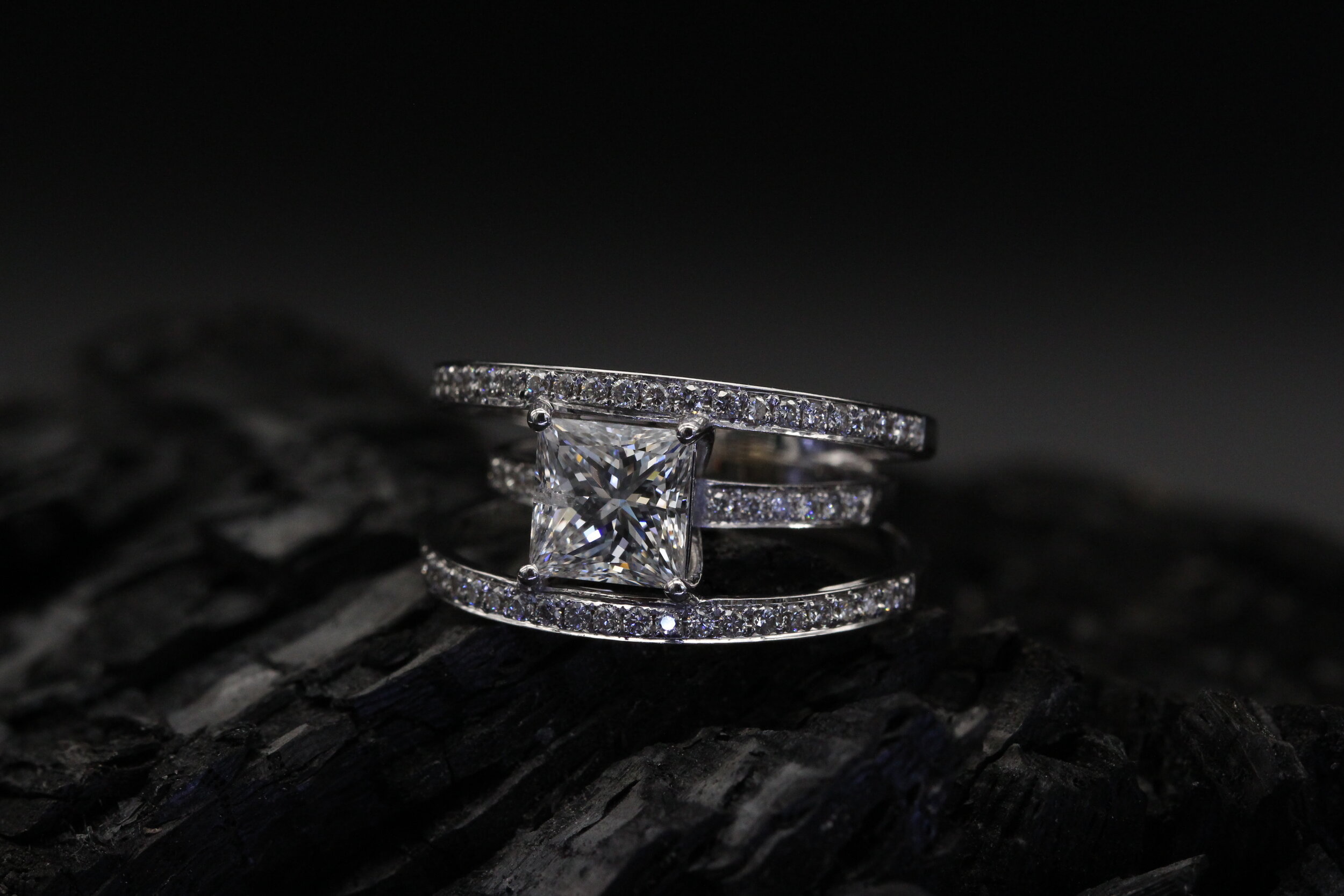 Princess Cut Statement Diamond Ring | Timeless High-End Jewelry by Sagess Antwerp