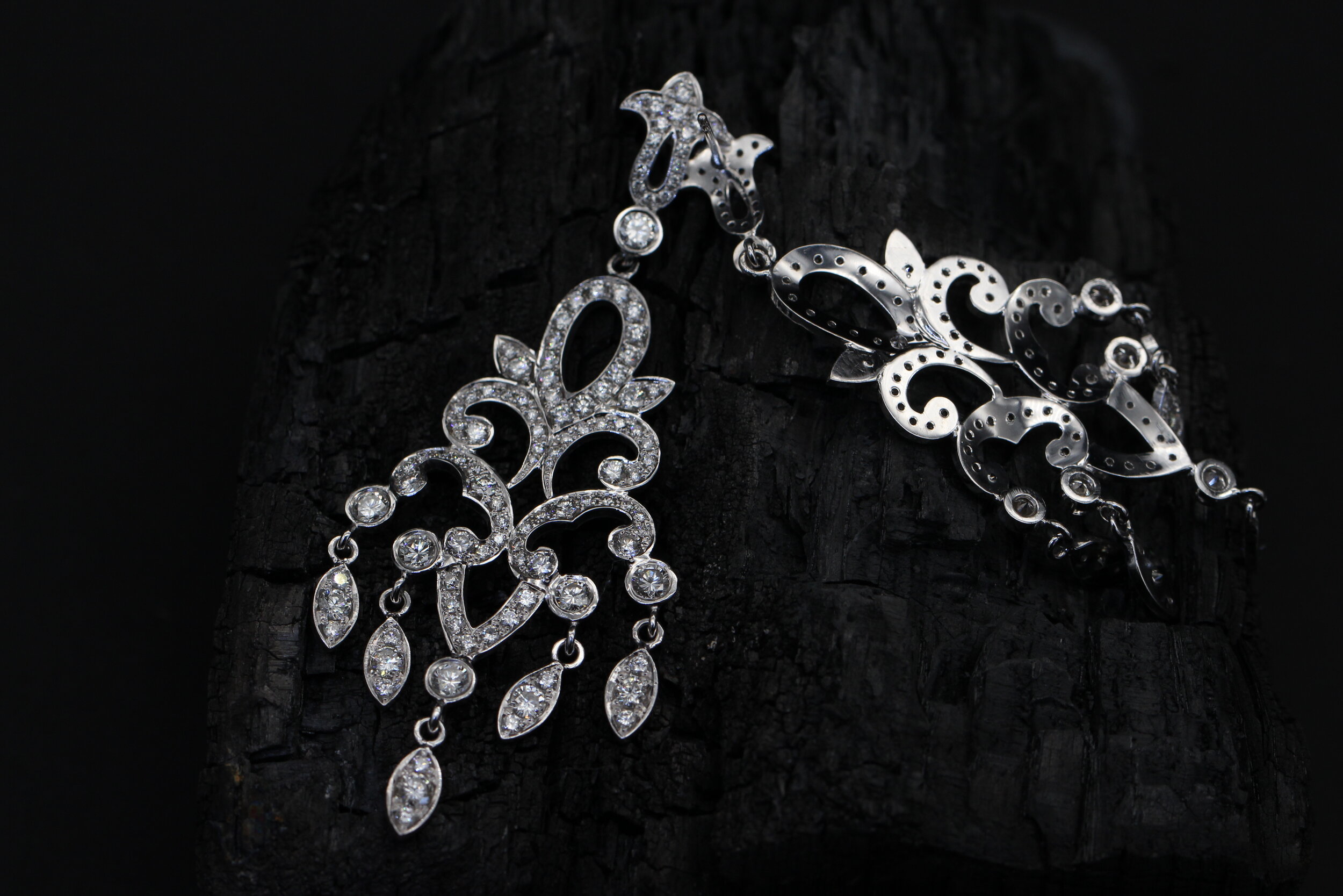 chandelier diamond earring by sagess