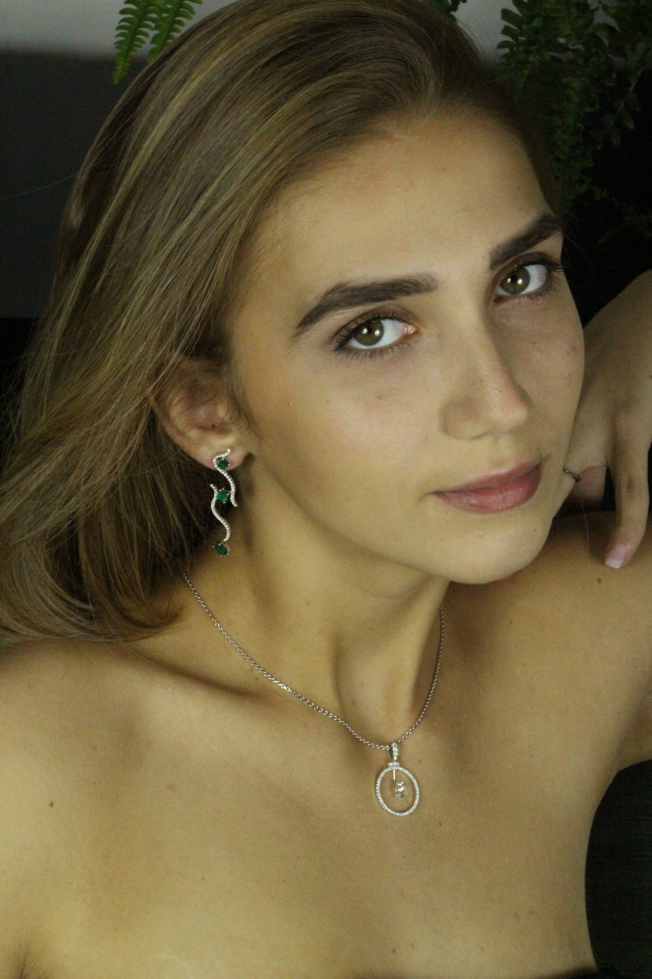 Emerald and Diamond White Gold Earrings – Cascade by Sagess