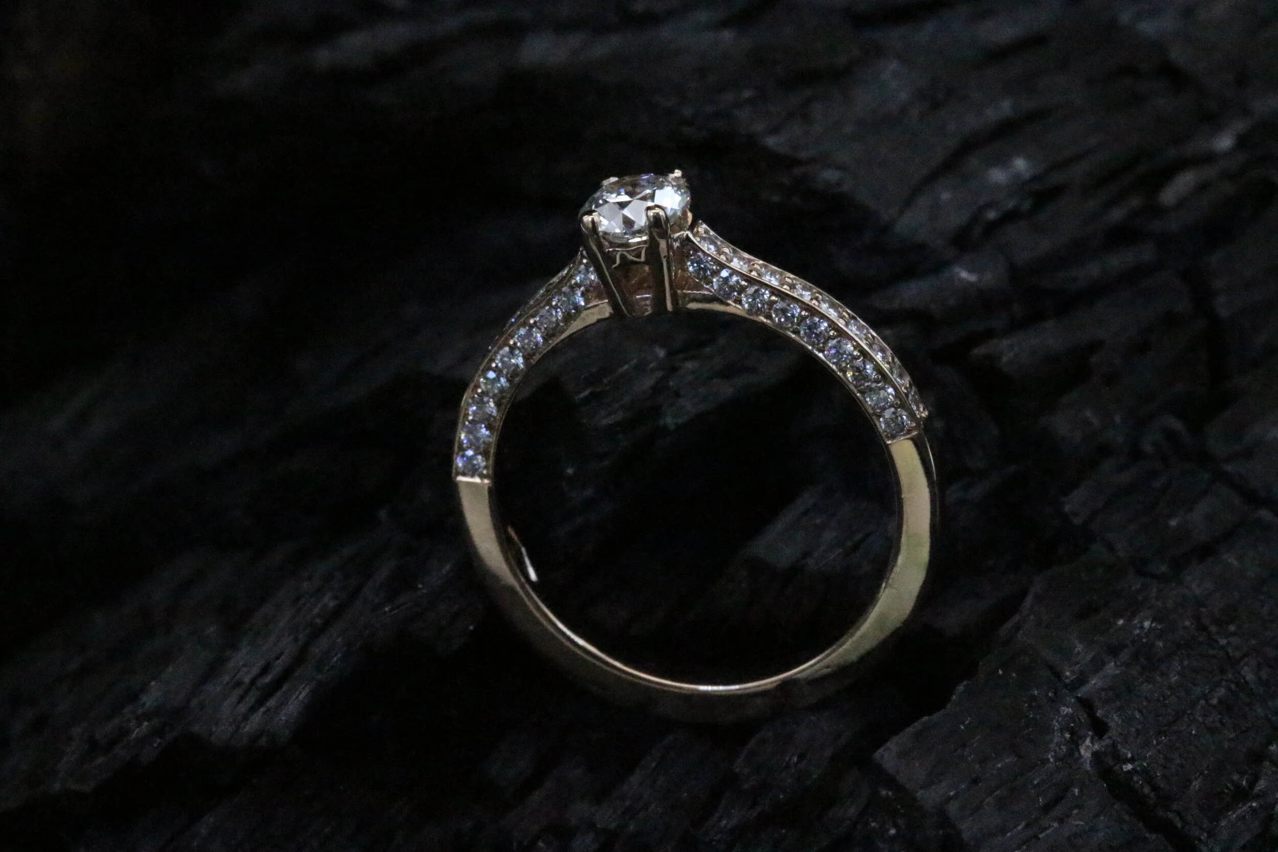 Bague de fiançailles en Diamant sur mesure à anvers
