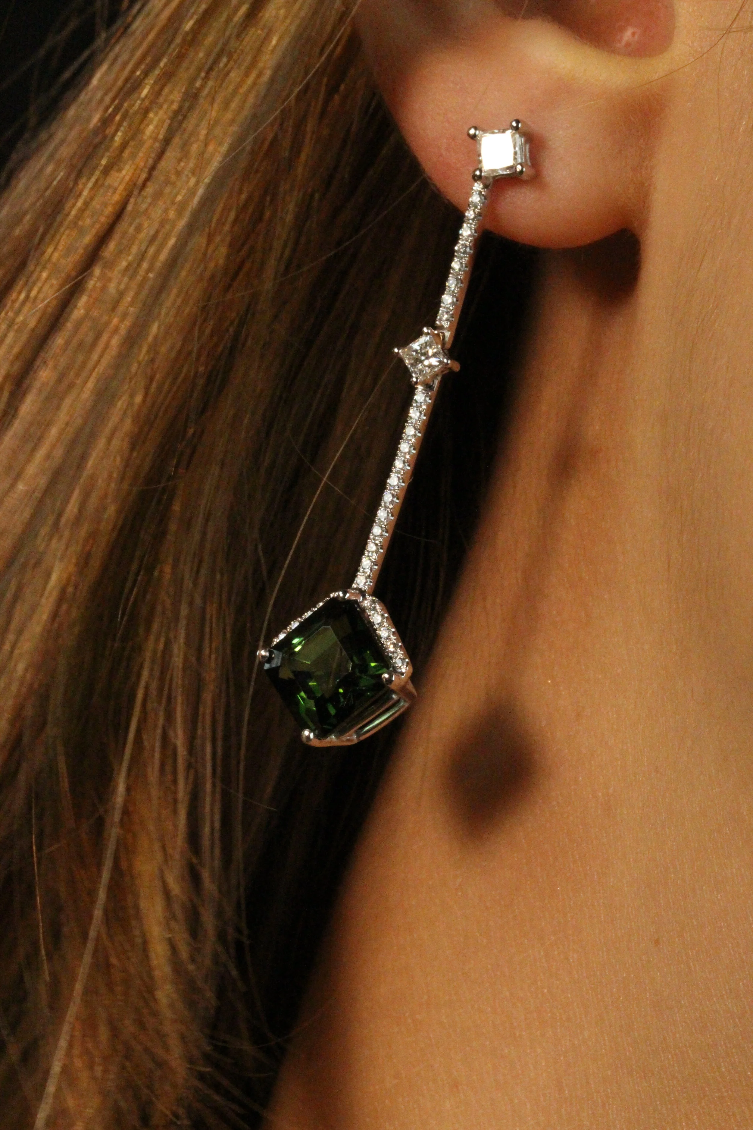 Articulated White Gold Earrings with Chrome Green Tourmaline and Diamonds