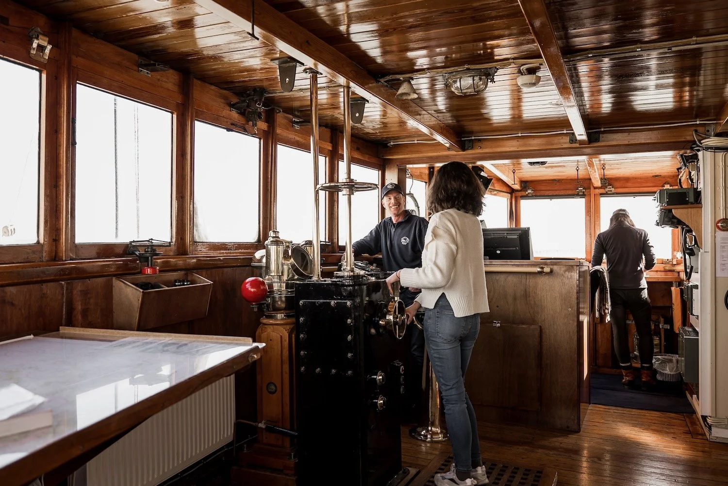 The MS Stockholm has an open bridge policy 