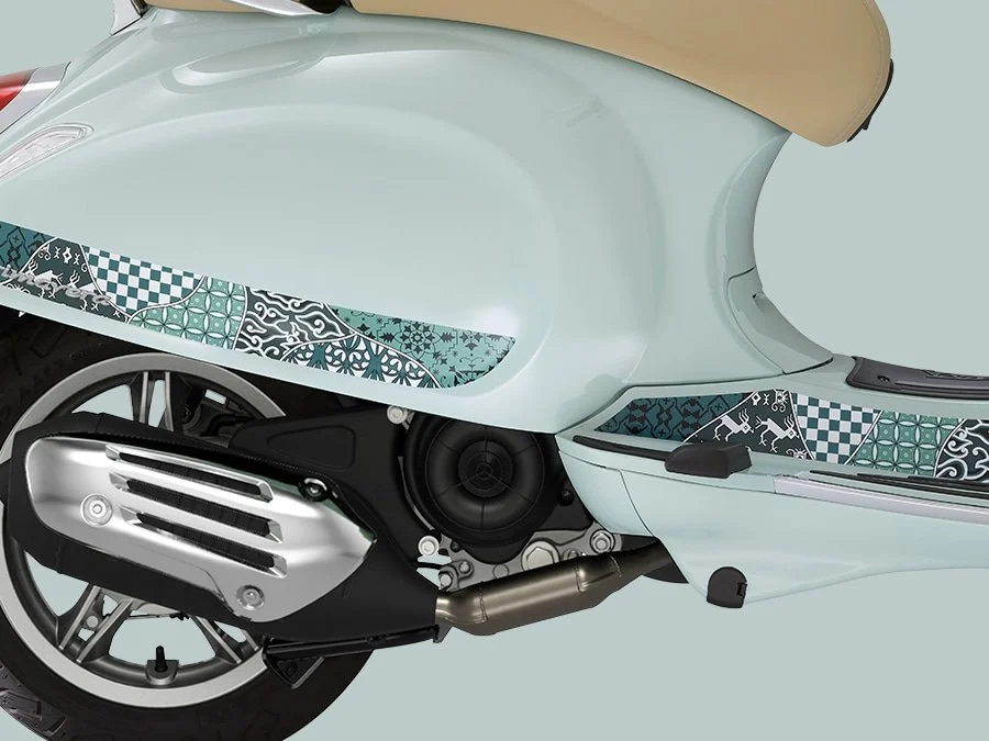 2026 Vespa Primavera 150 scooter — side profile view 2