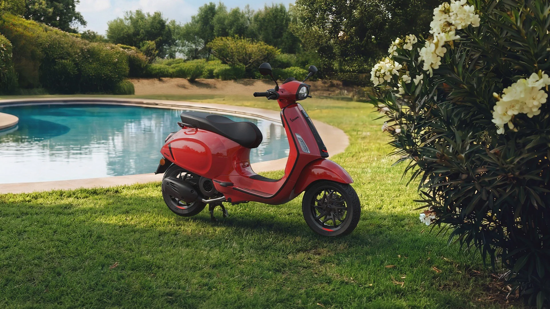 2026 Vespa Sprint S 50 scooter — right-side view 2
