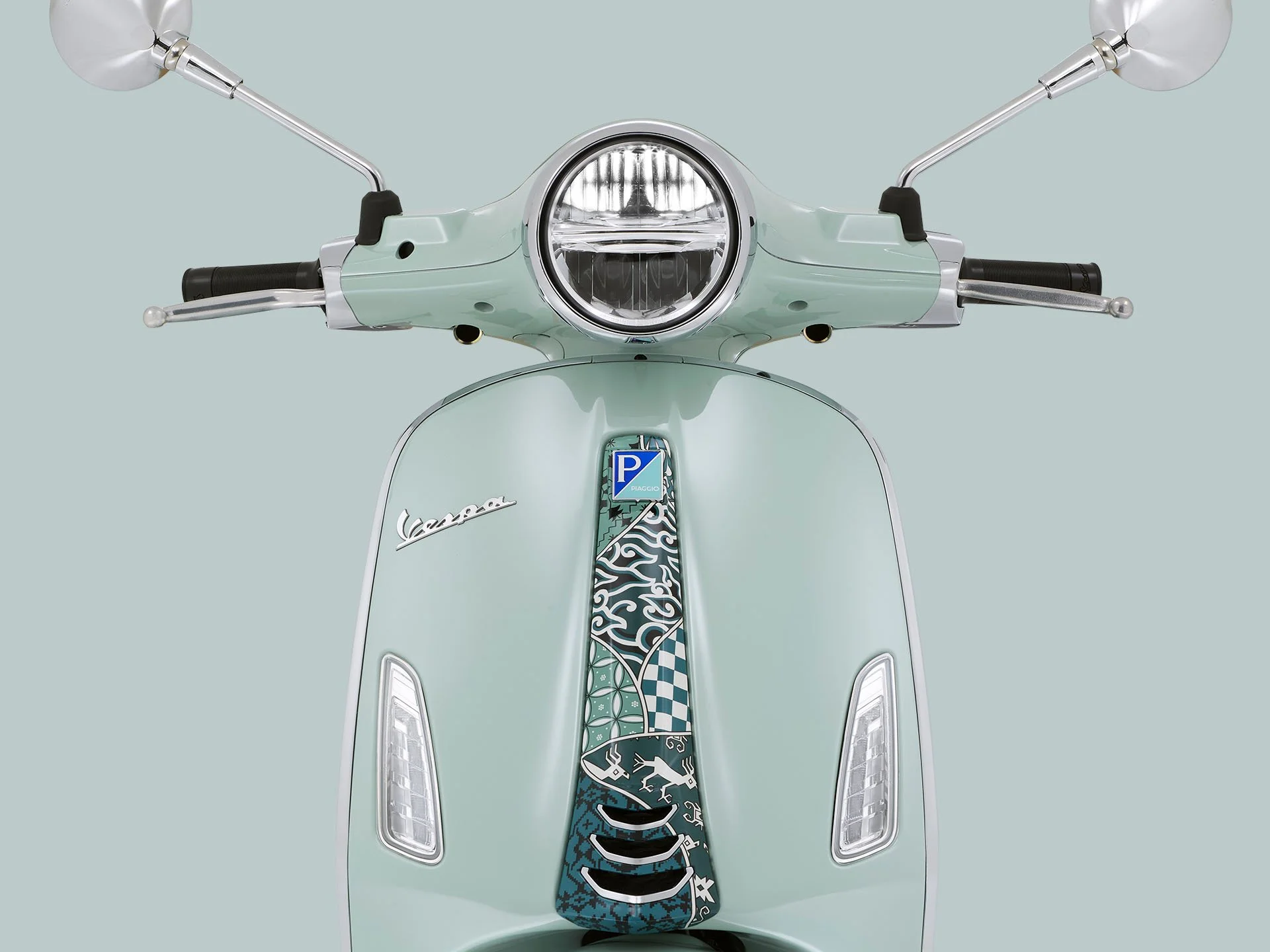 2026 Vespa Primavera 150 scooter — left-side view 2
