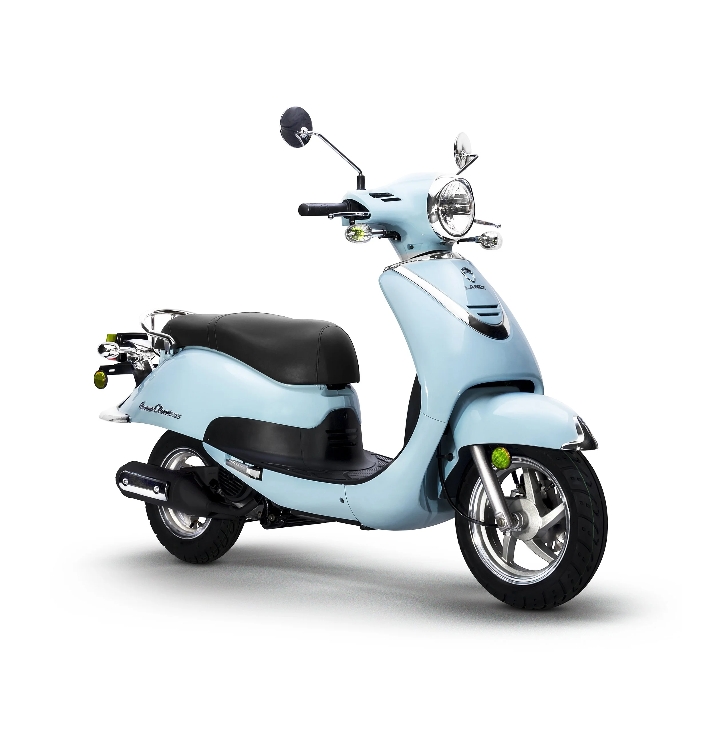 2026 Lance Havana Classic 50 scooter — full-length studio view 4
