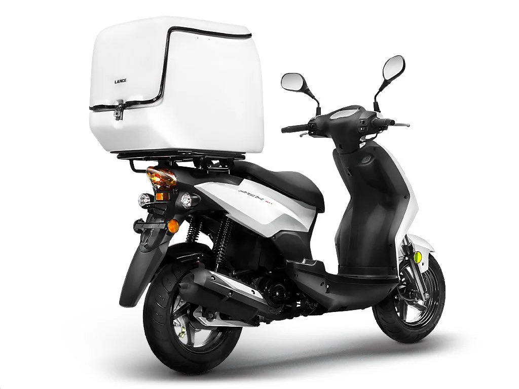 2026 Lance PCH 50 Delivery scooter — right-side view 2