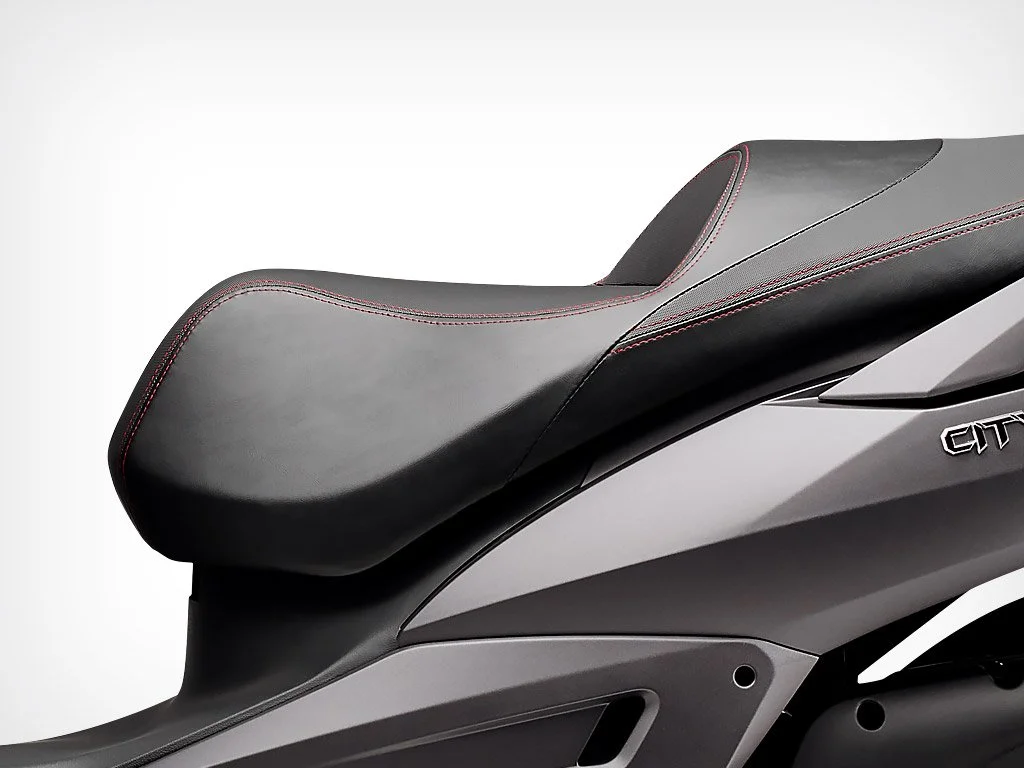 2026 SYM Citycom S 300i scooter — left-side view 4
