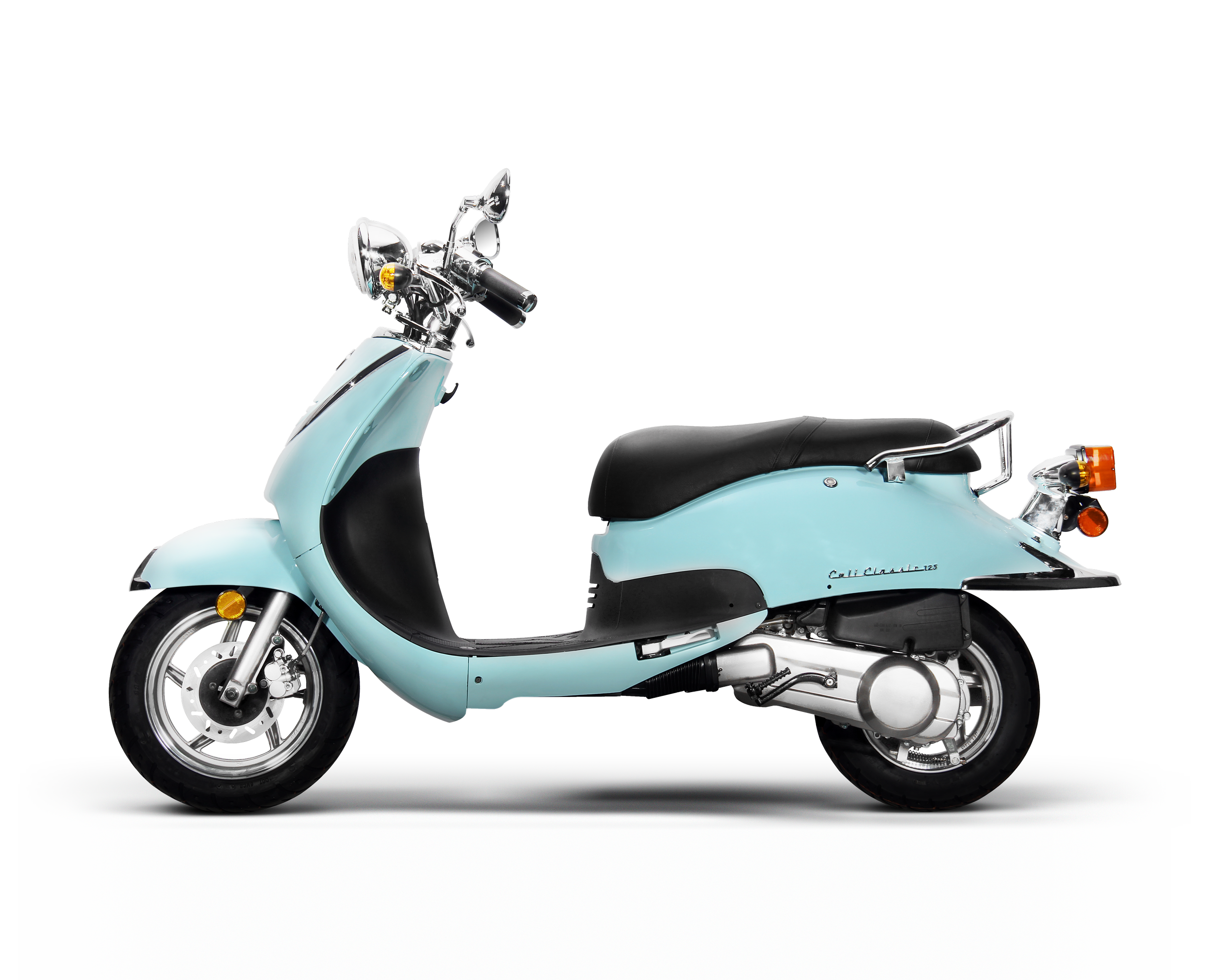 2026 Lance Cali Classic 50 scooter — alternate studio view 2