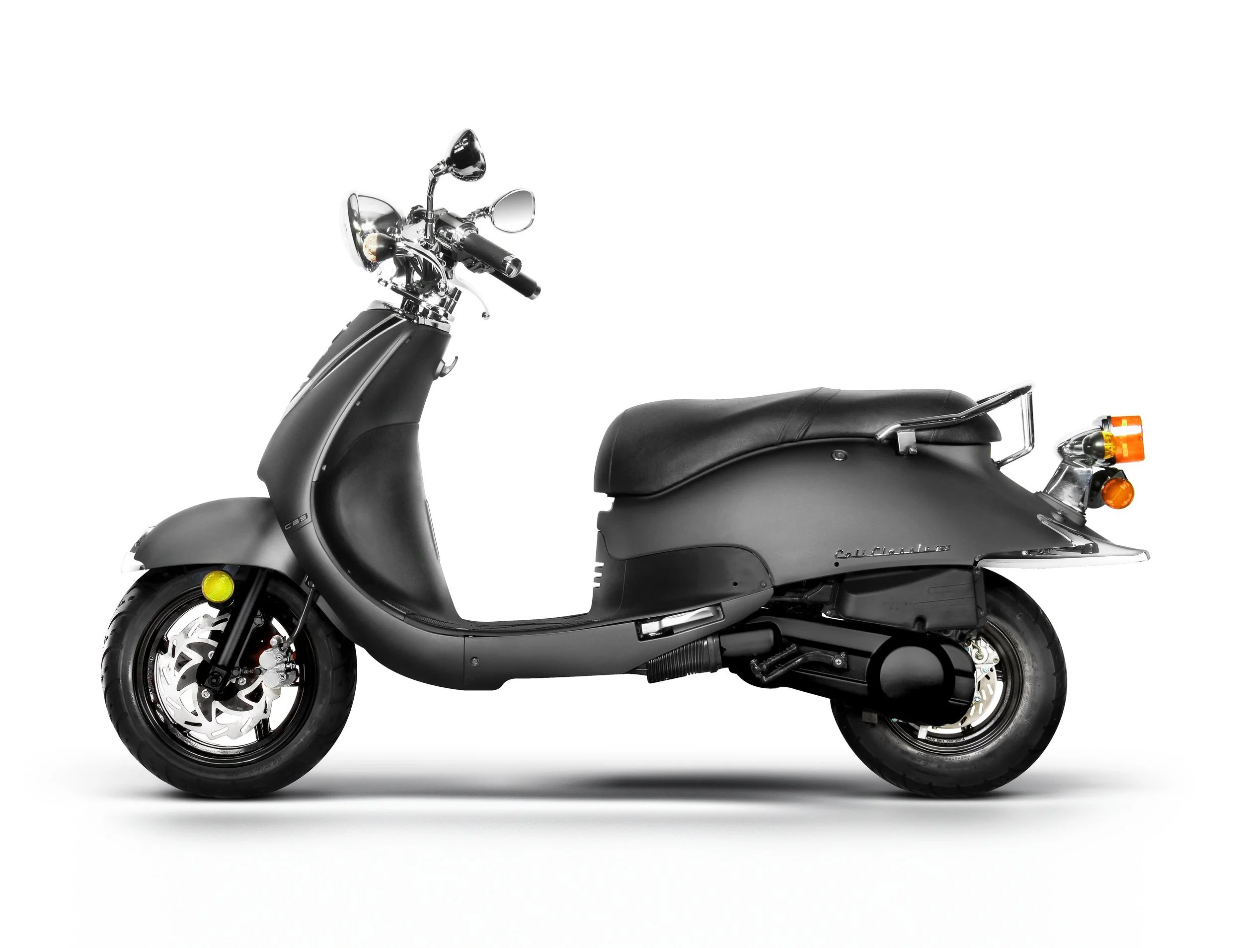 2026 Lance Cali Classic 200i scooter — right-side view 2