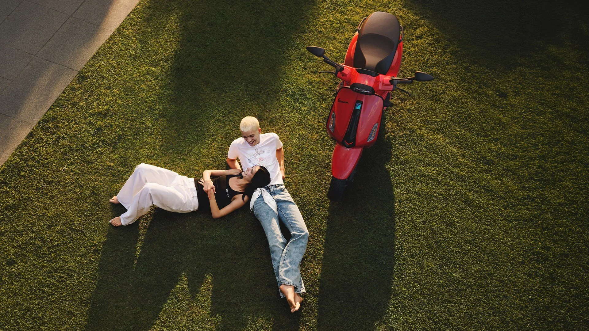 2026 Vespa Sprint S 150 scooter — right-side view 2
