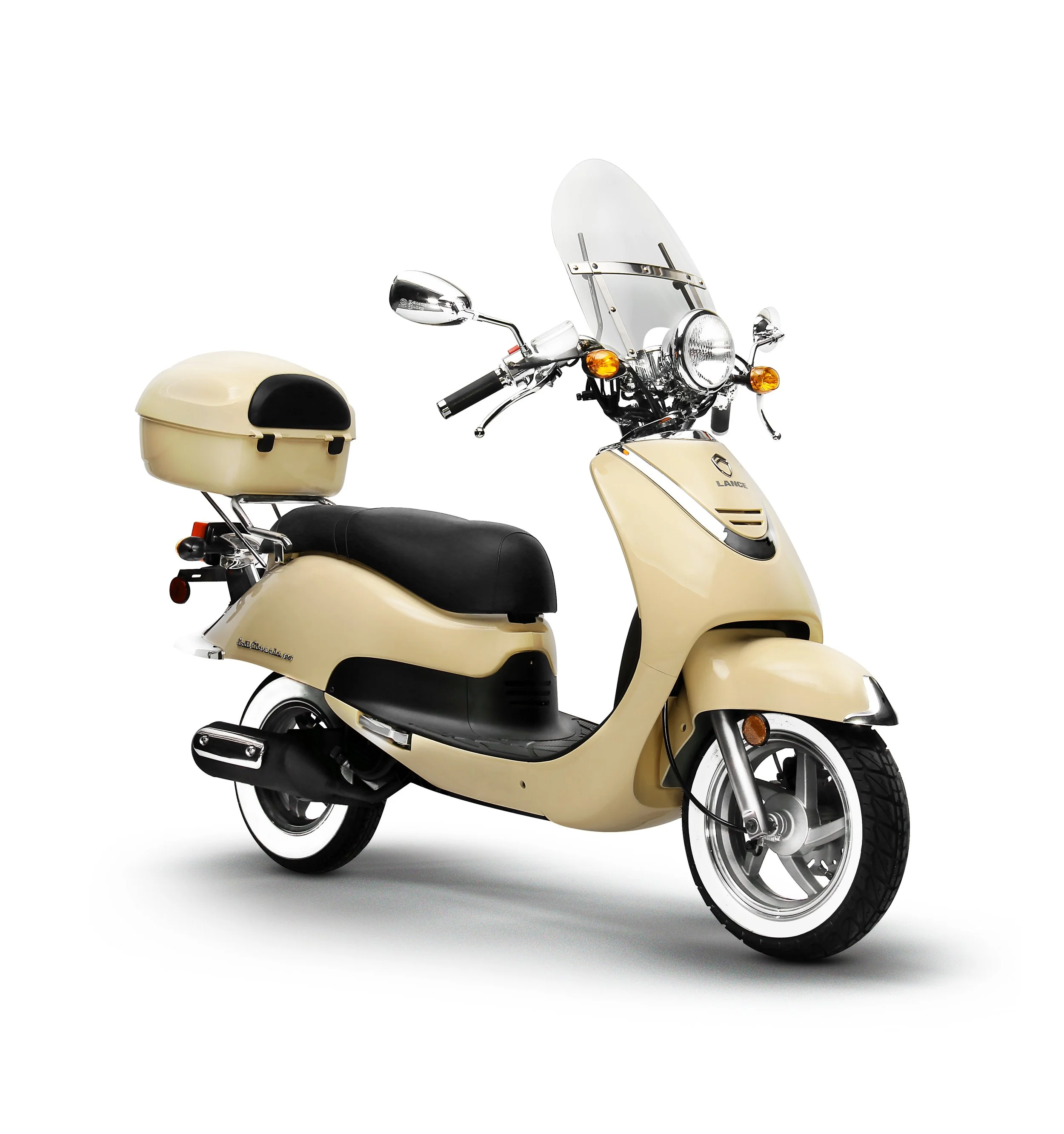 2026 Lance Cali Classic 125 scooter — full-length studio view 3