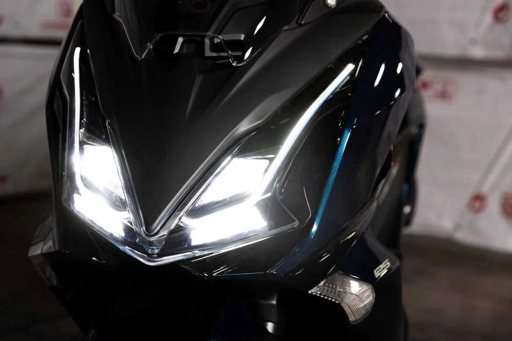 kymco-downtown-gt-350i-4.jpg