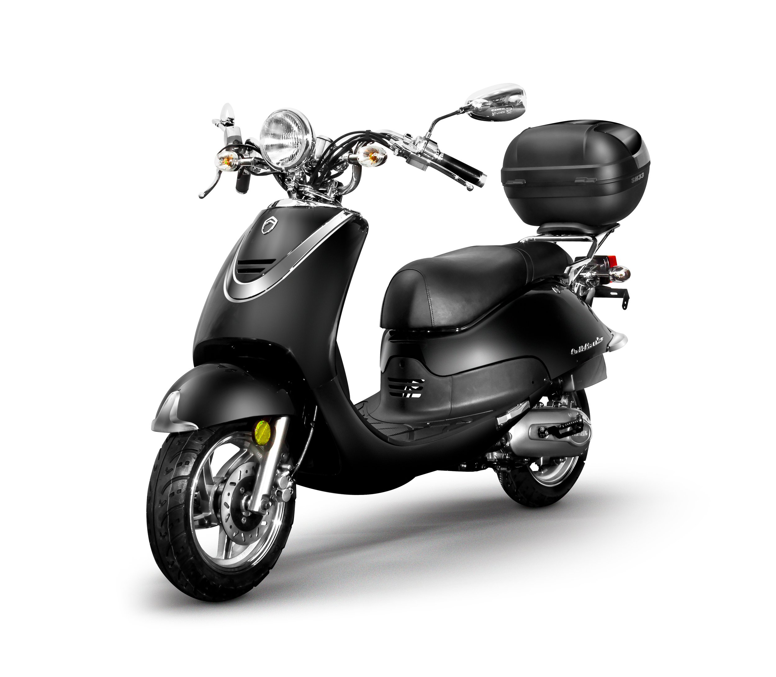 2026 Lance Cali Classic 50 scooter — front three-quarter view 2