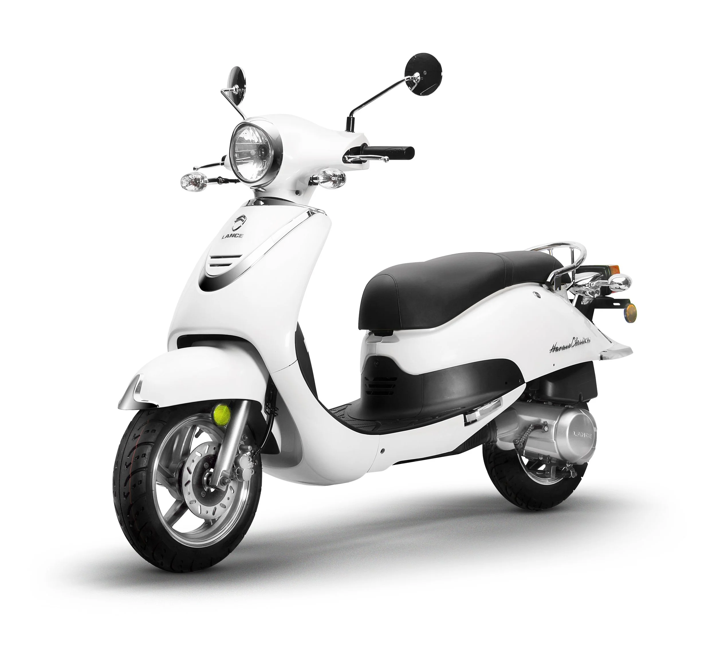 2026 Lance Havana Classic 125 scooter — front three-quarter view 3