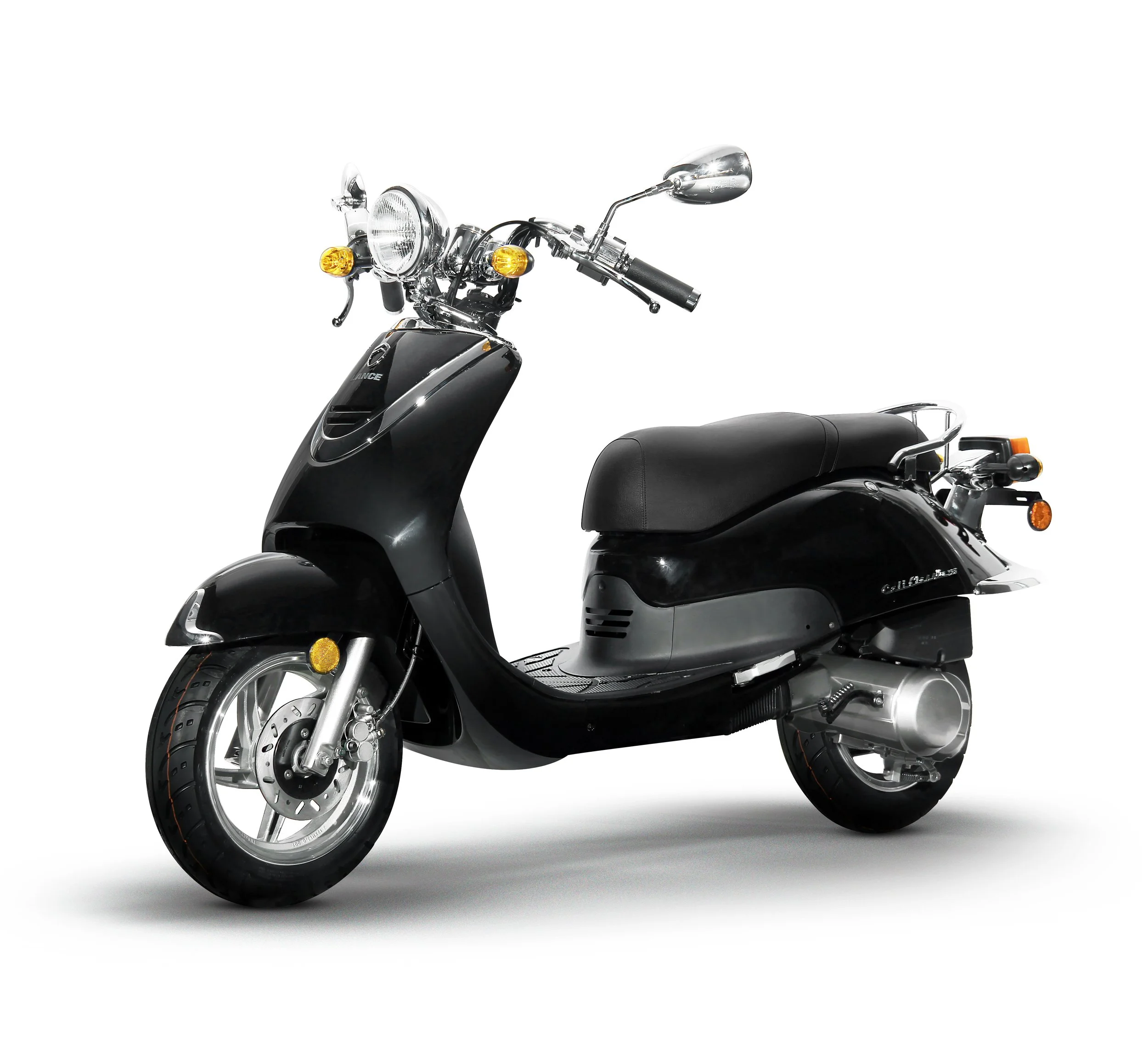 2026 Lance Cali Classic 50 scooter — full-length studio view 2