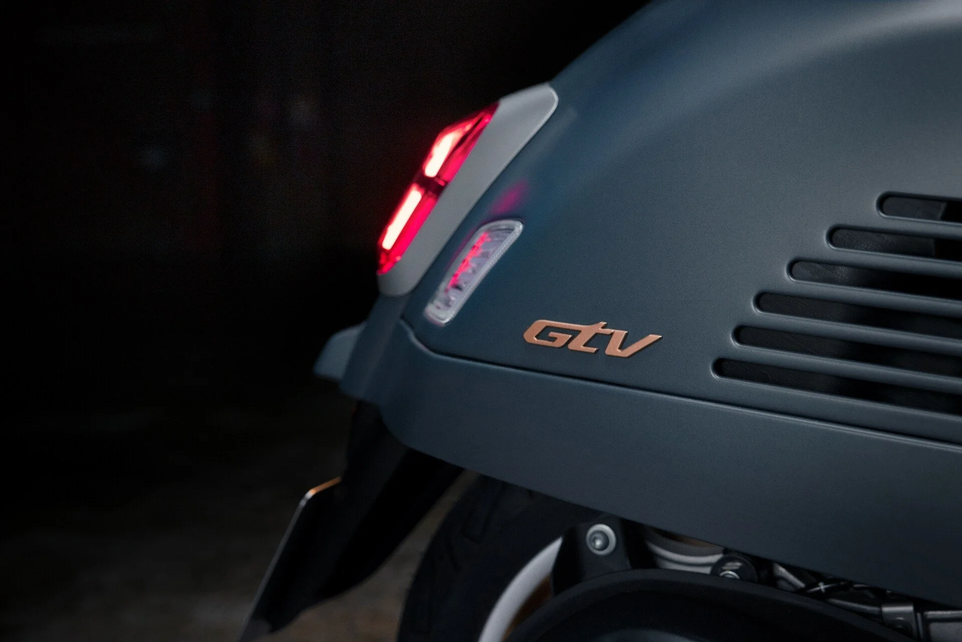 2026 Vespa GTV 310 scooter — left-side view 3