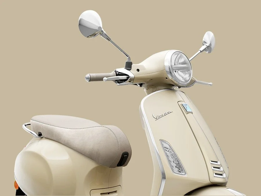 2026 Vespa Primavera 150 scooter — full-length studio view 2