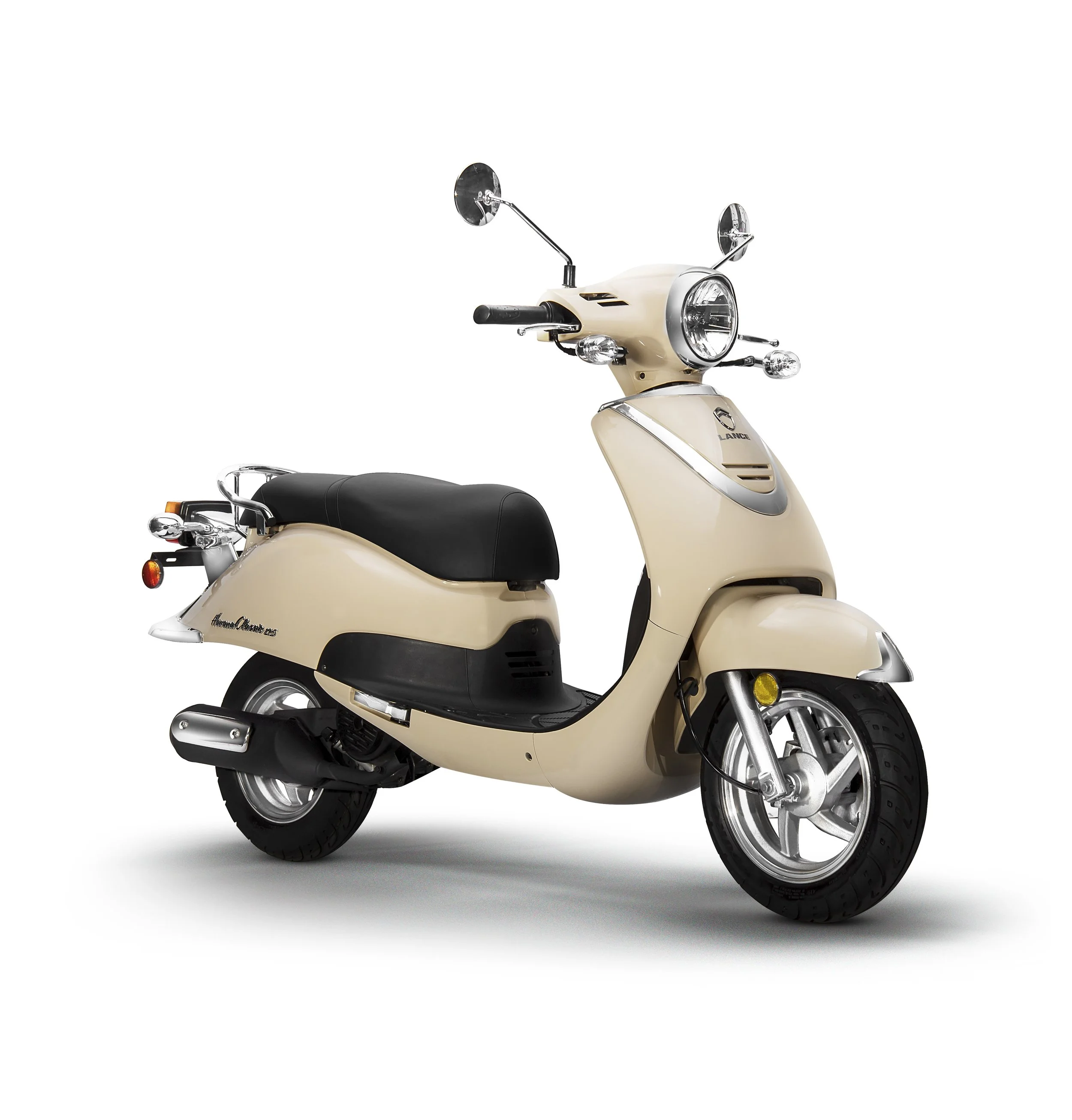 2026 Lance Havana Classic 125 scooter — alternate studio view 3