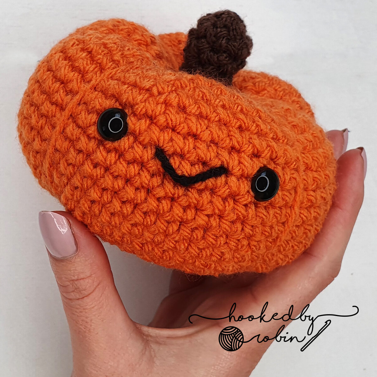 XL Finger Crochet Pumpkin 🎃🧶🧡, Gallery posted by naomigoff ✿