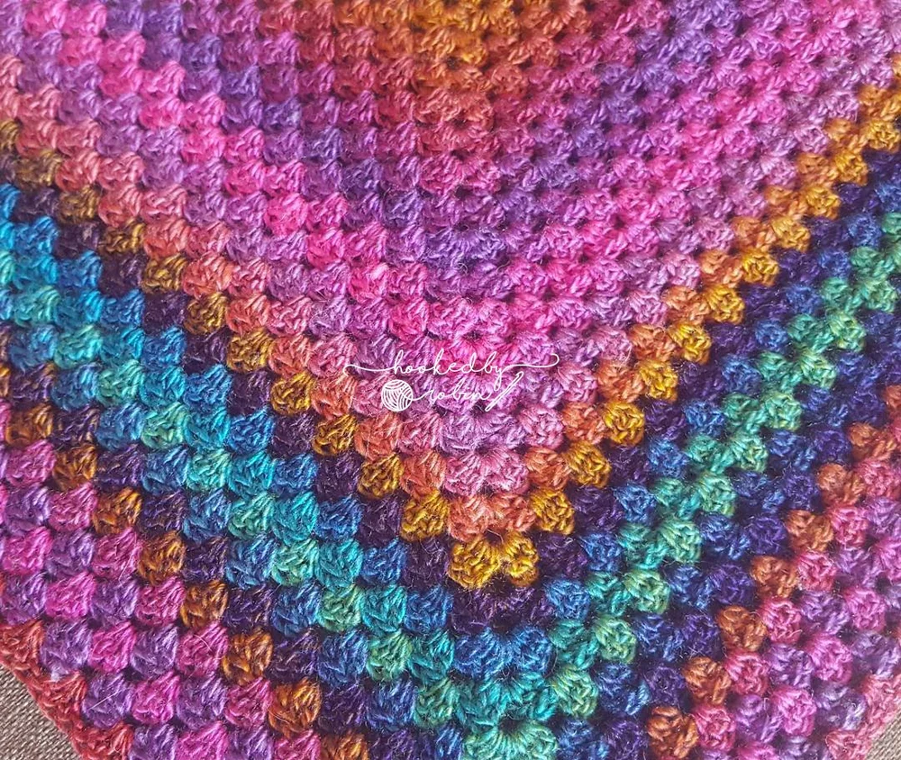 crochet-triangle-granny-shawl-free-video-tutorial-written-pattern