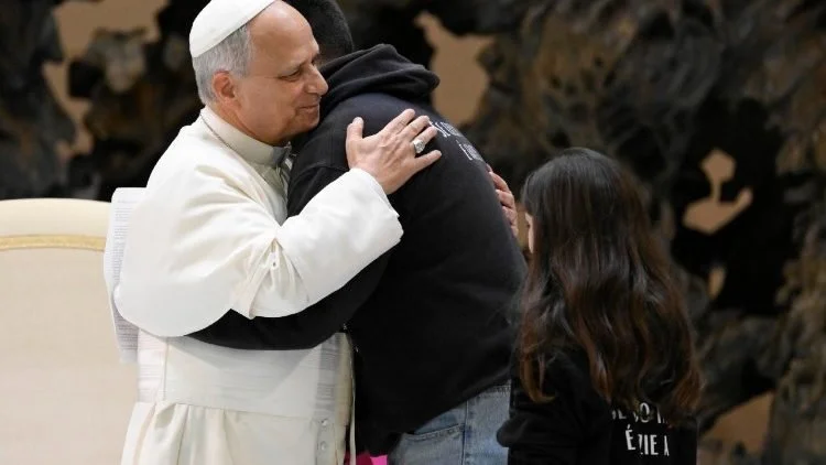 O Papa responde a um jovem "inquieto": o tempo é um mestre e cura as feridas