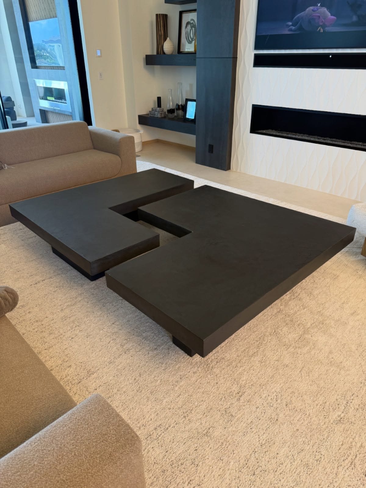 The perfect fit ✨ #customtable #coffeetable #coffeetables #concretetable #table #plastertable #customfurniture #customdesigns #interiordesign #concretedesign #stogsconcretedesign #madeinflorida #shipsnationwide