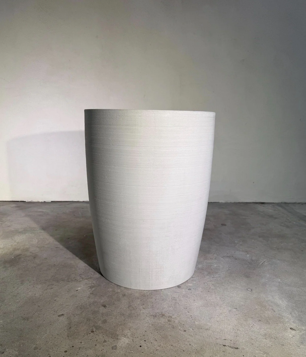 CONCRETE SIDE TABLE-2.jpg