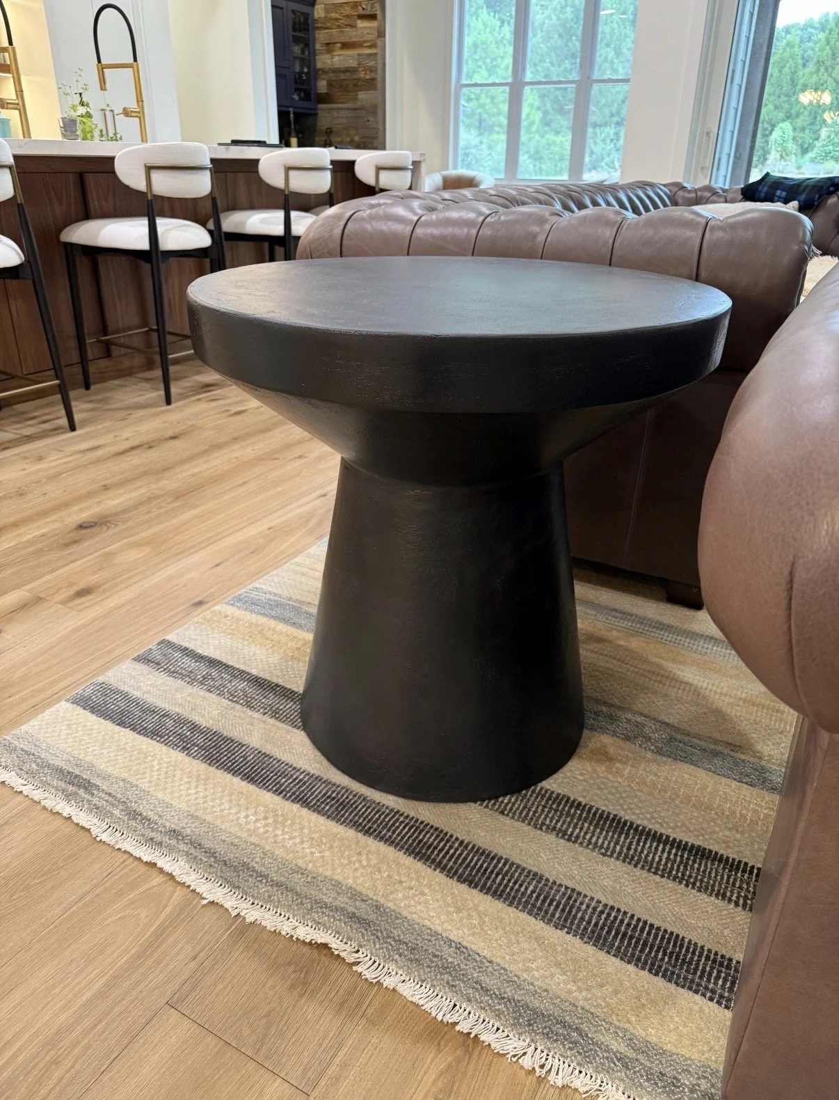 CONCRETE SIDE TABLE-CHARCOAL 5.jpg